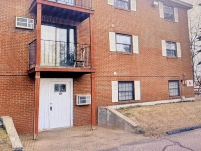 12 E Side Dr, Concord, NH 03301