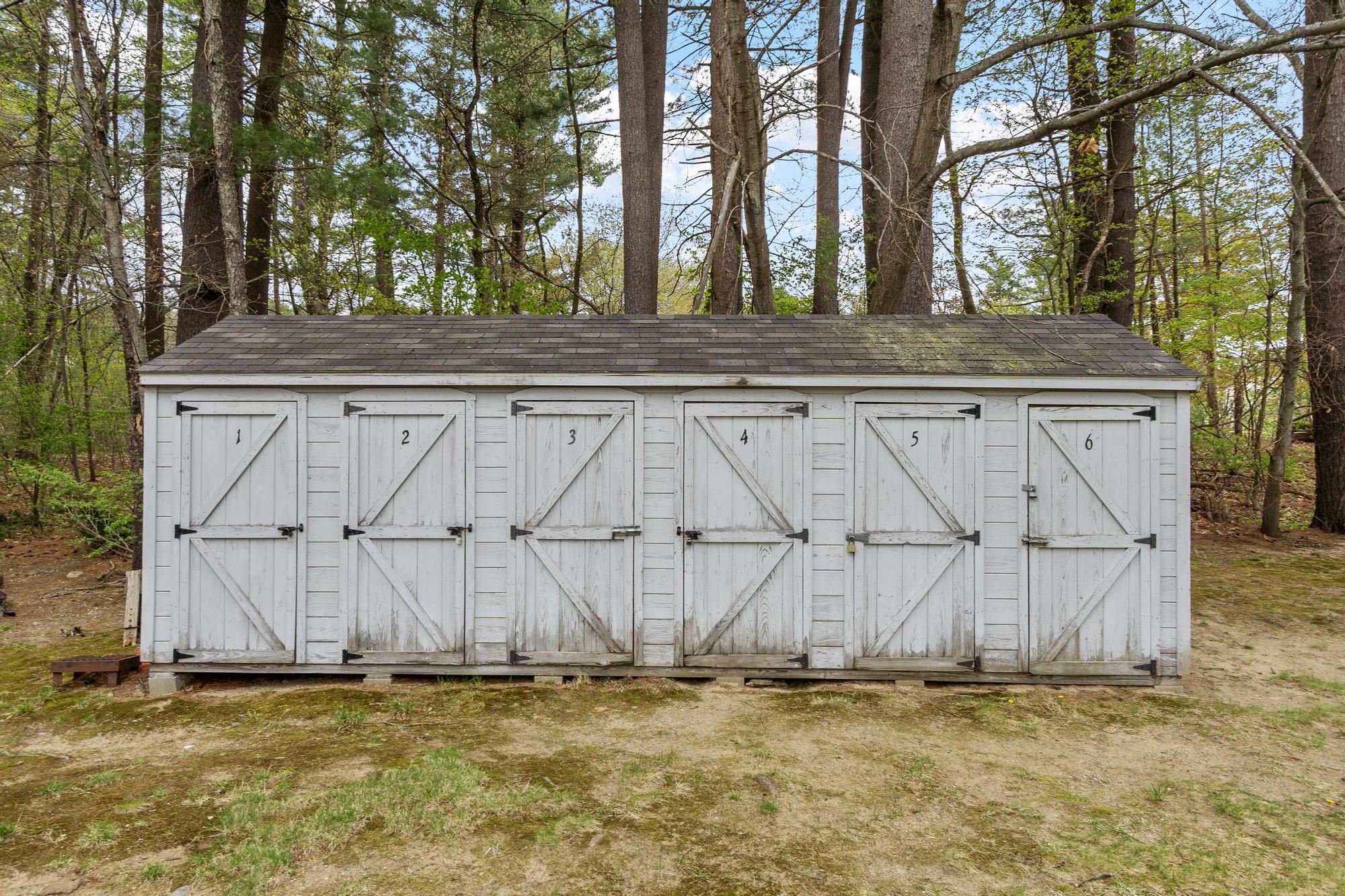 50 N Main St, Salem, NH 03079