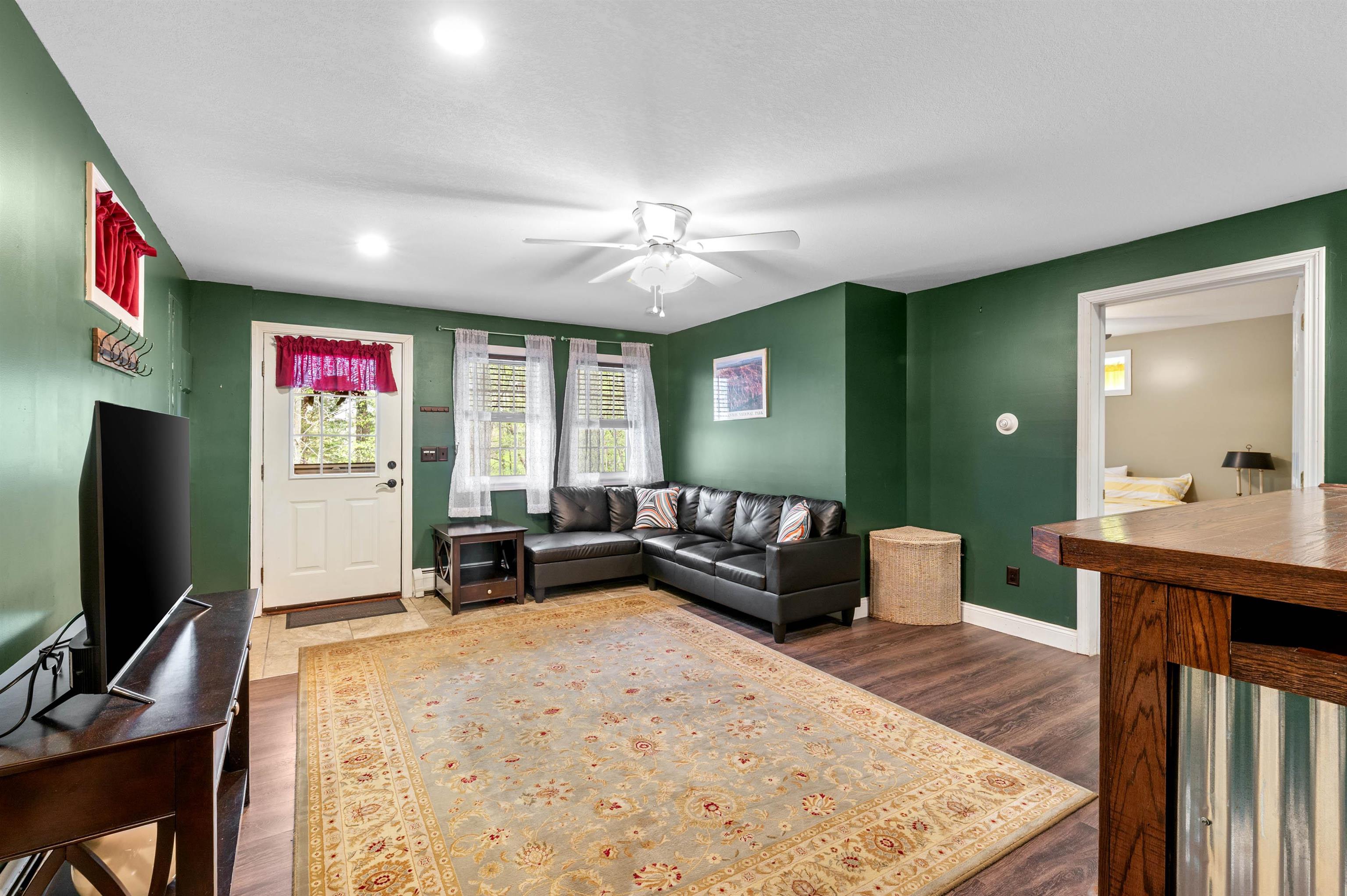 108 Brenner Dr, Conway, NH 03818