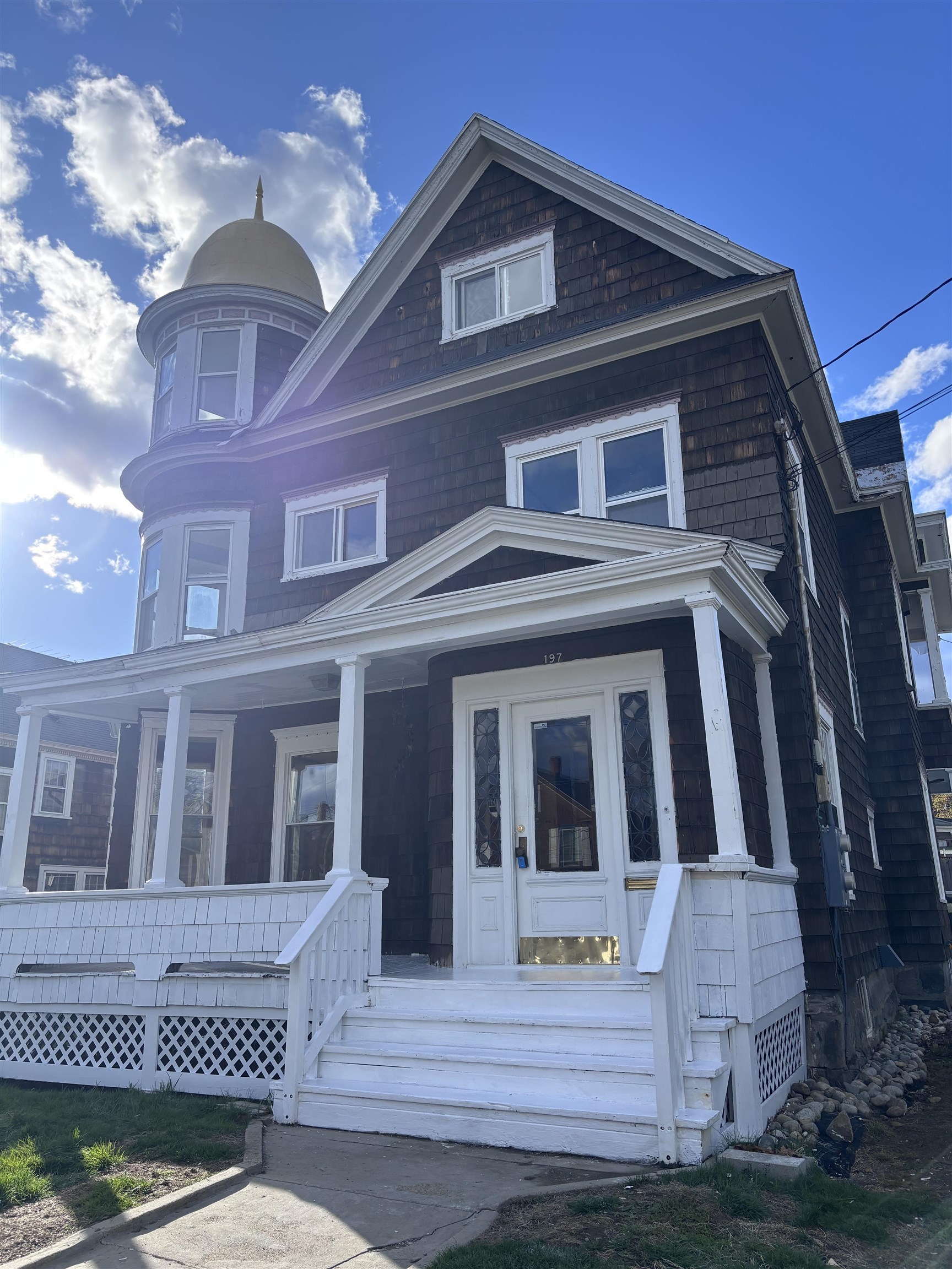 197 Emery St, Berlin, NH 03570-2056