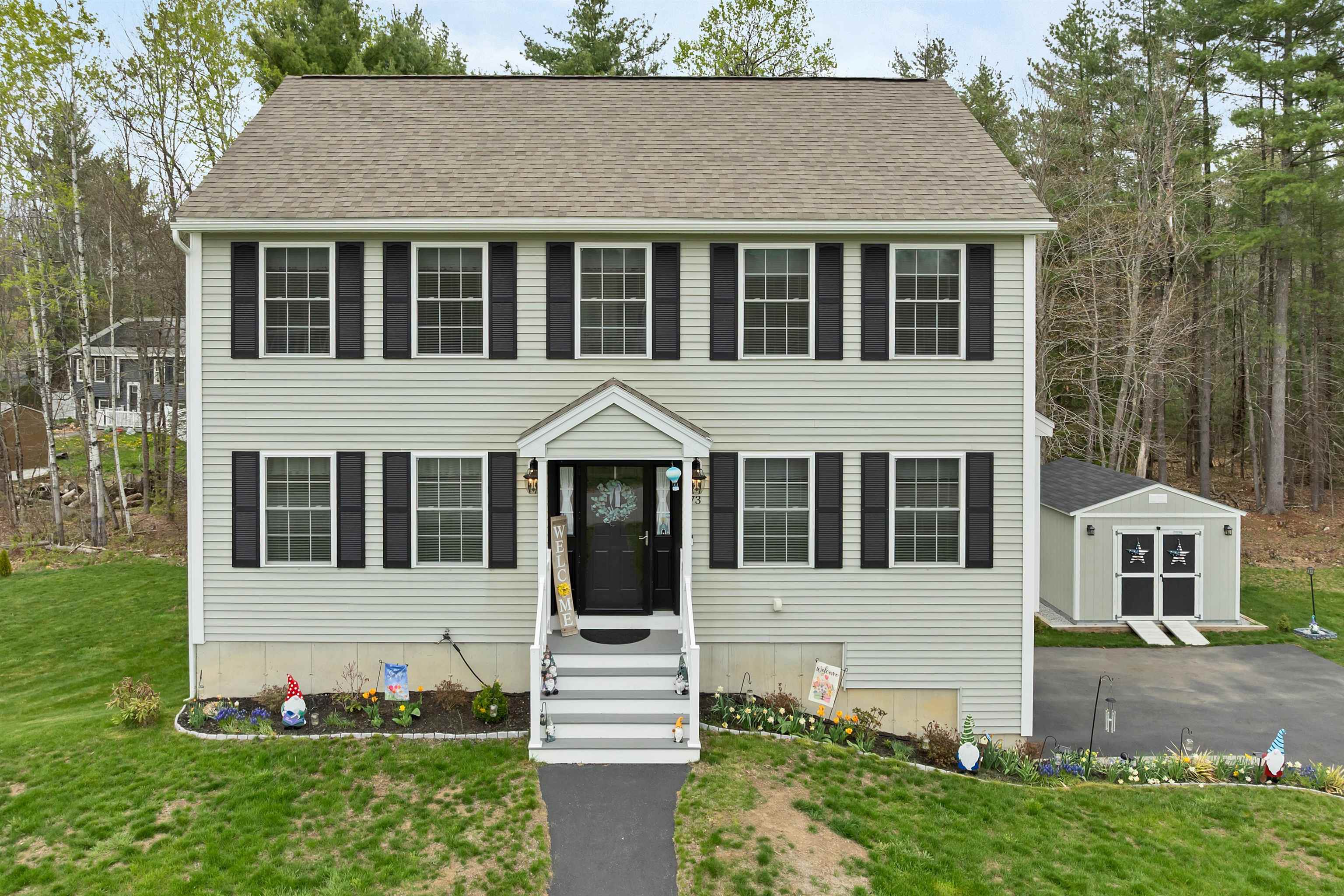 73 Bailey Dr, Pittsfield, NH 03263