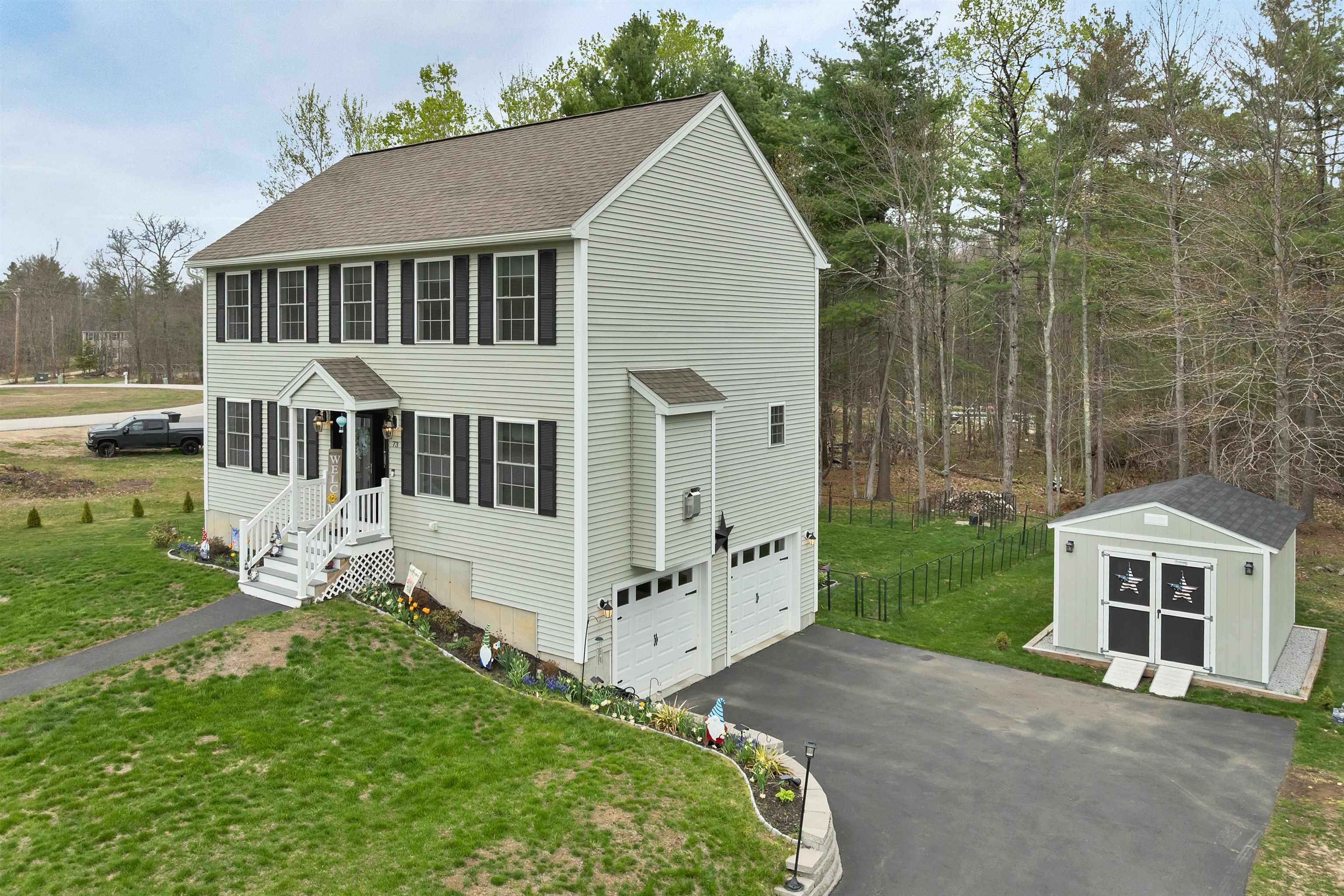 73 Bailey Dr, Pittsfield, NH 03263