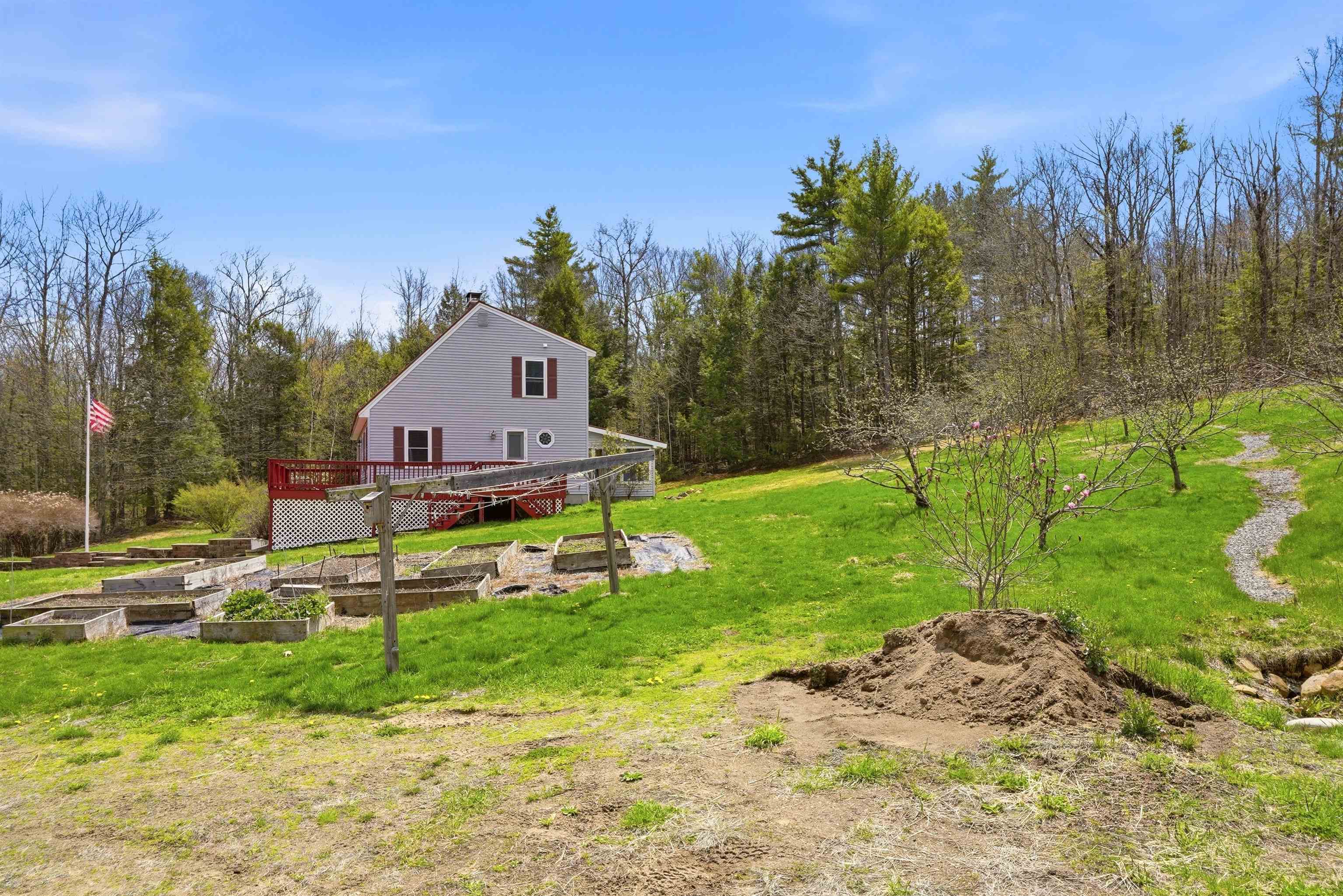 167 Rand Rd, Northfield, NH 03276