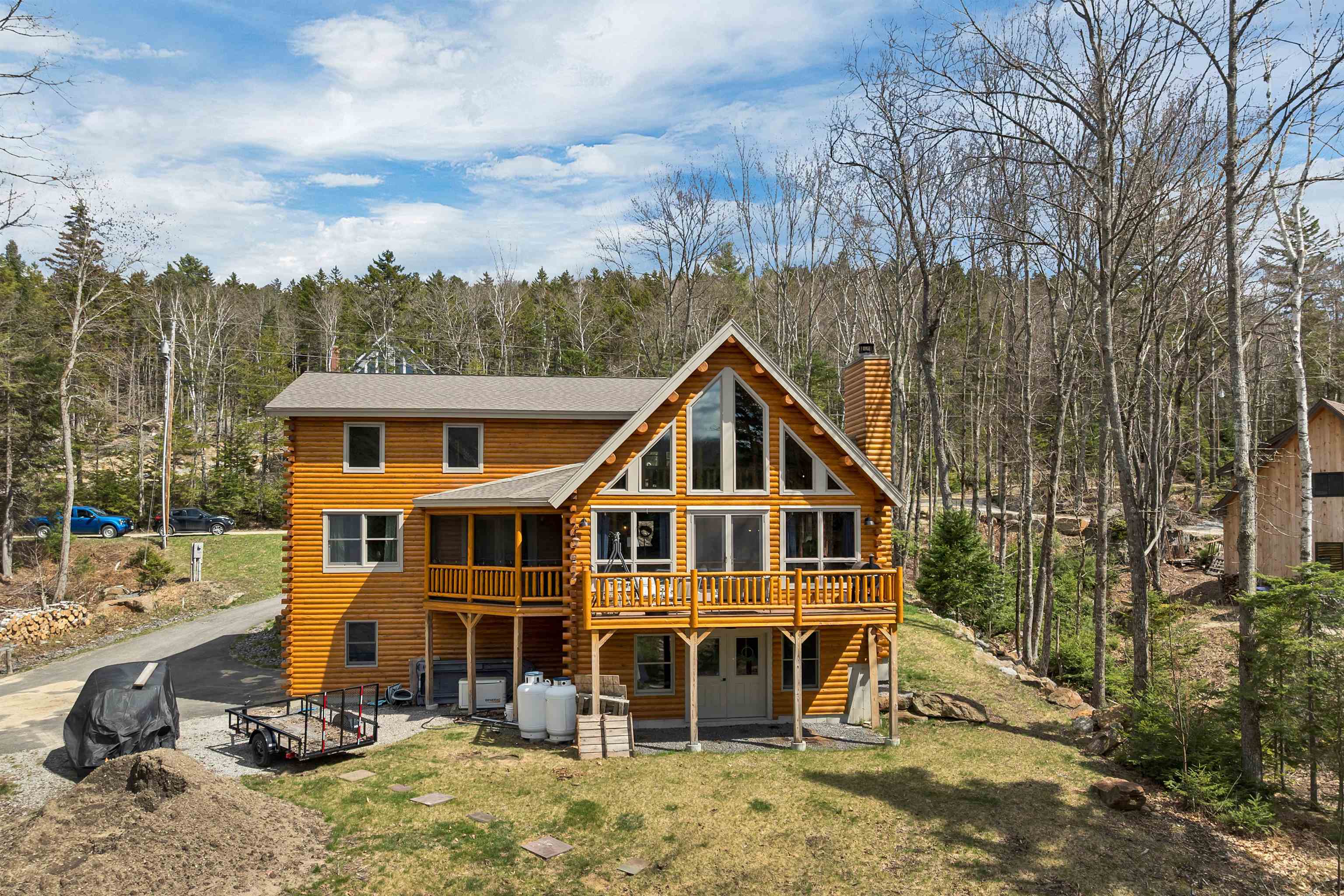 927 Ashueot Dr, Washington, NH 03280