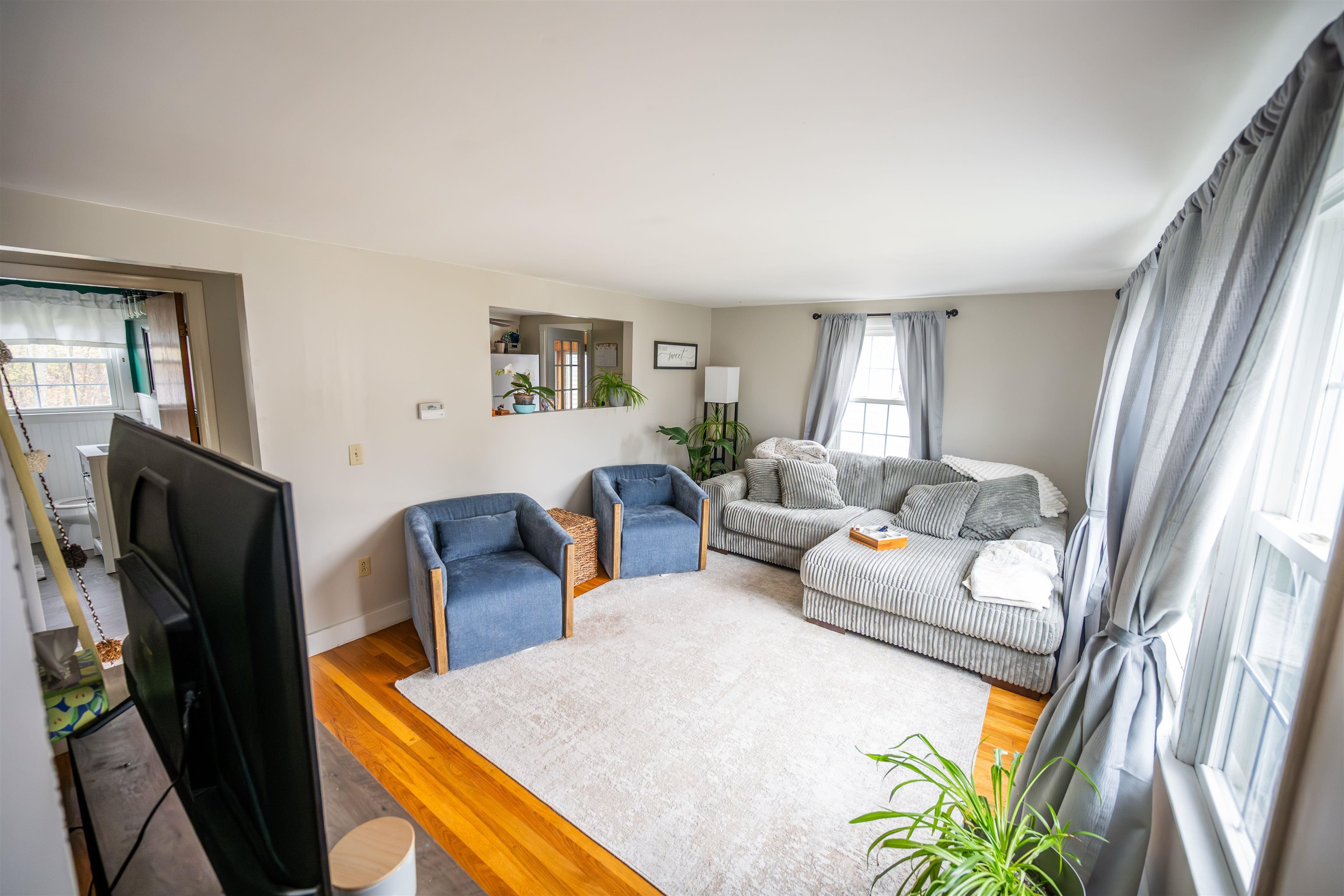56 Old Dover Rd, Rochester, NH 03867