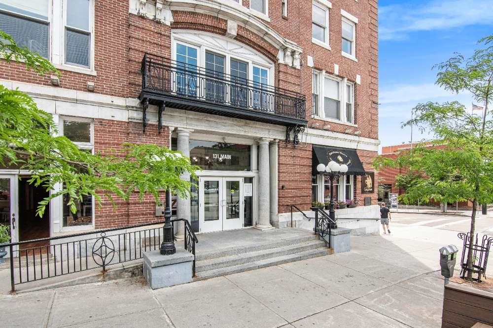Photo 3 of Condo for sale at 131 Main St #2A-1, Burlington, VT 05401 | MLS# 5087744 | Listing updated on 2026-09-16