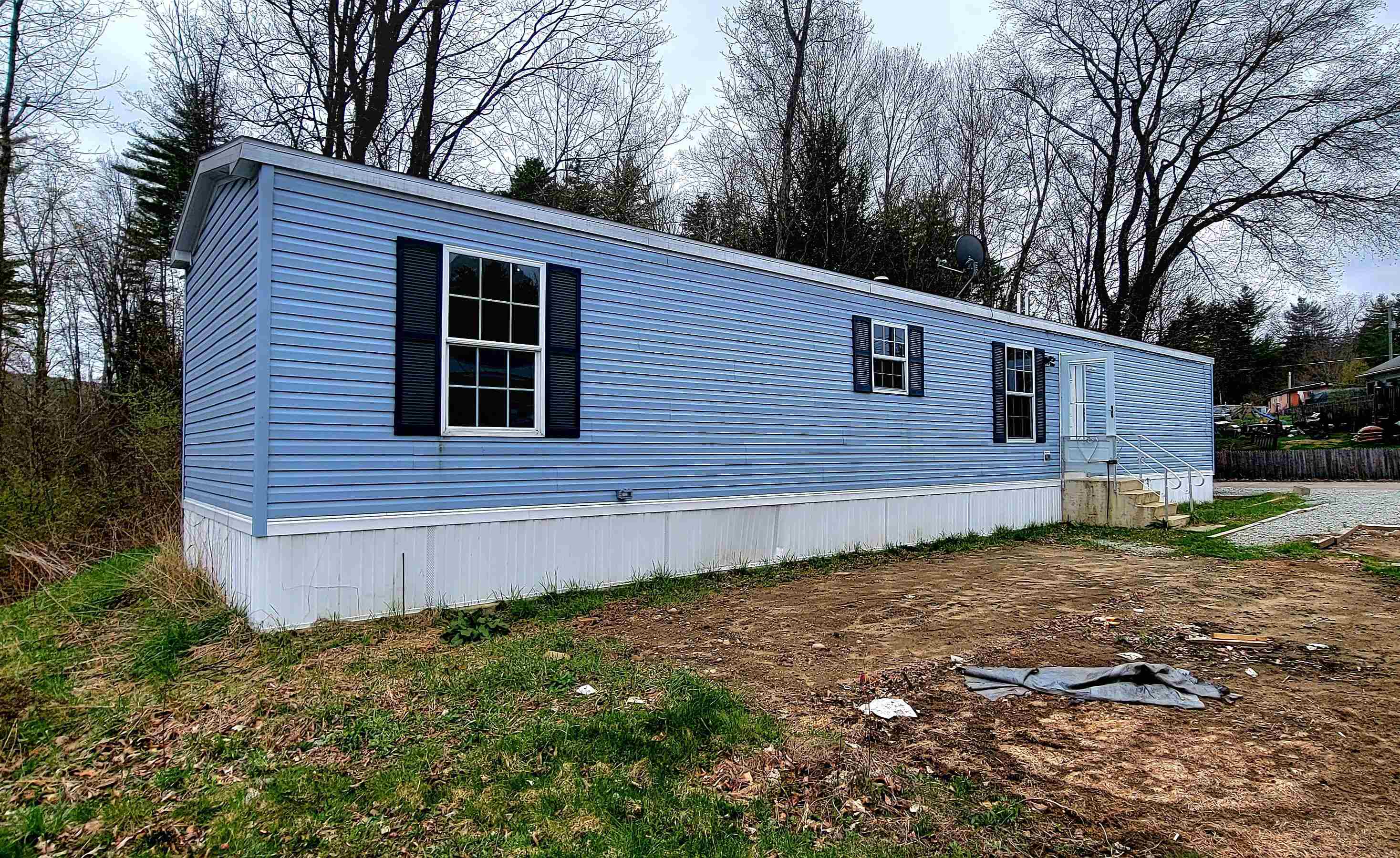 6 Cedar Ln, Winchester, NH 03470