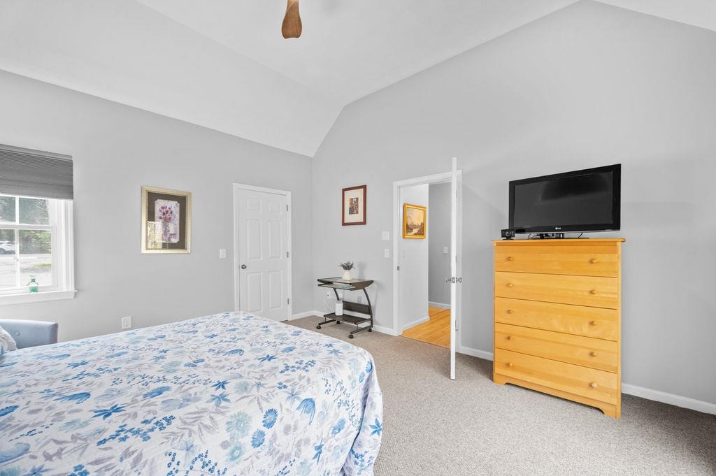 21 Villager Rd, Chester, NH 03036