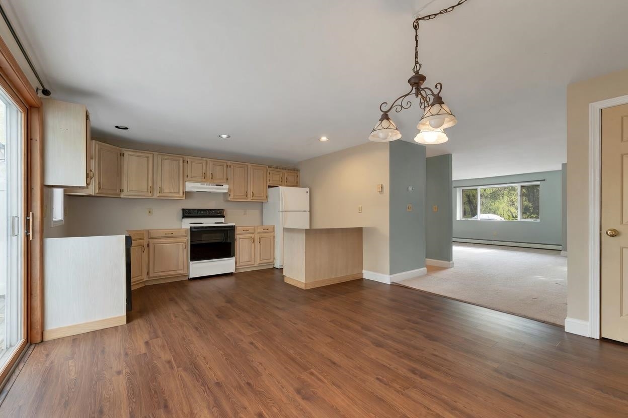 69 Birch Glen Dr #12, Bennington, NH 03442