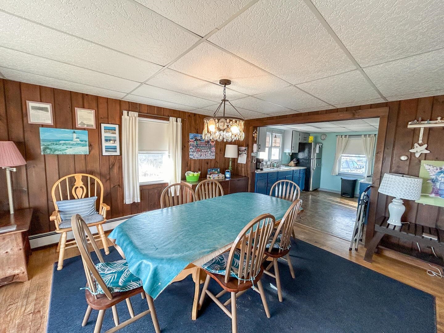 99 Ocean Dr, Seabrook, NH 03874