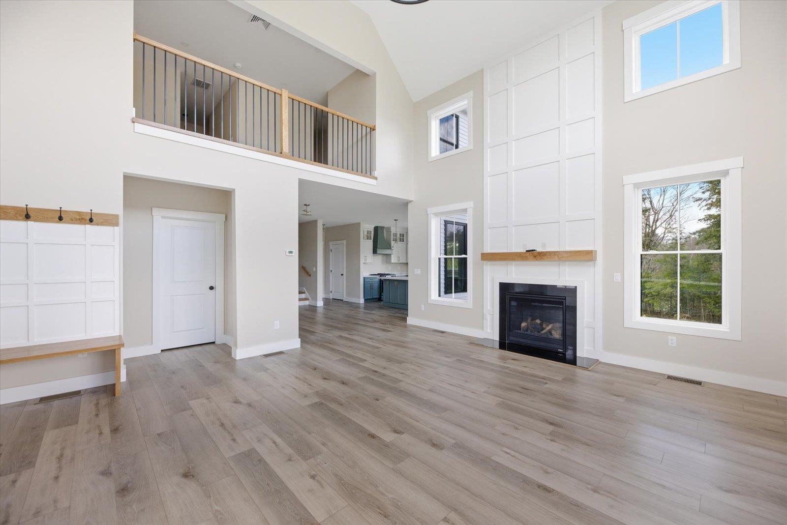 41 Roberts Dr, Jaffrey, NH 03452