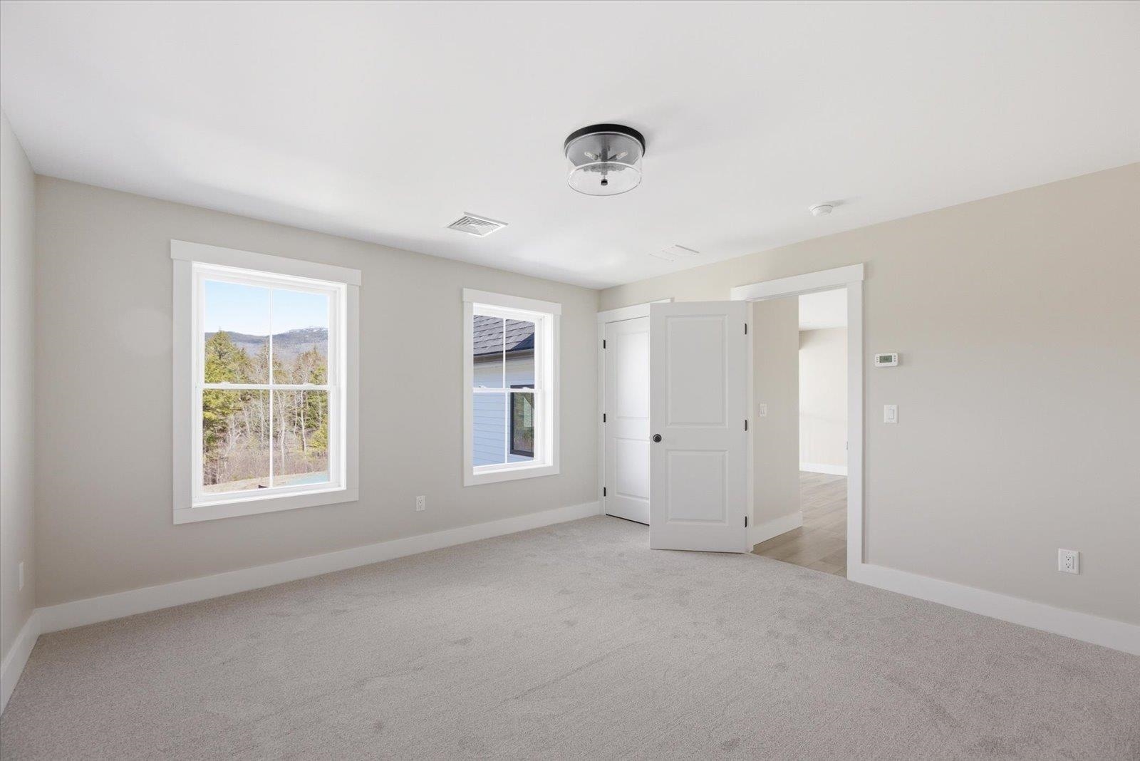 41 Roberts Dr #26, Jaffrey, NH 03452