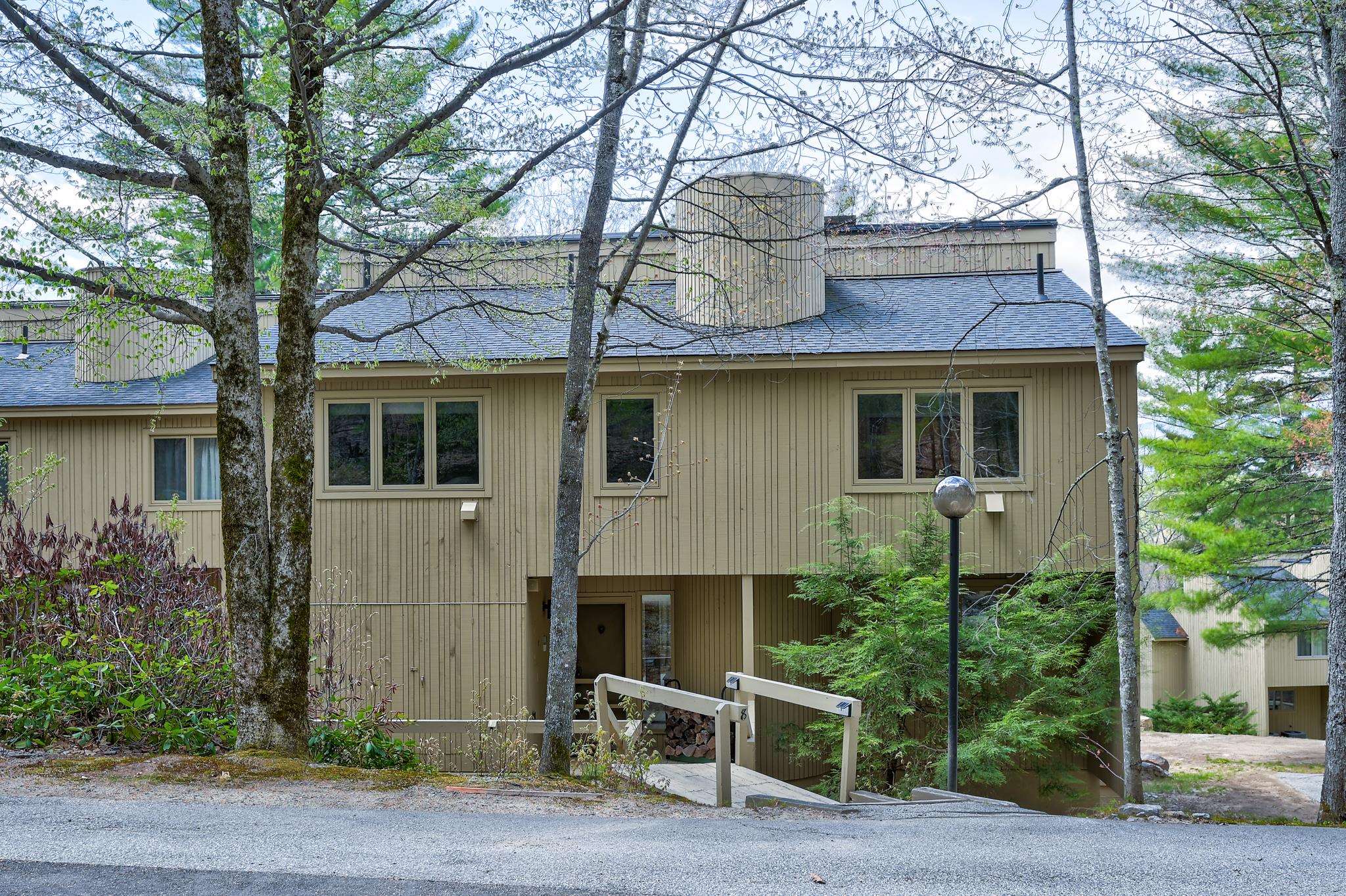 28 Birch Woods Ln #8, Conway, NH 03860