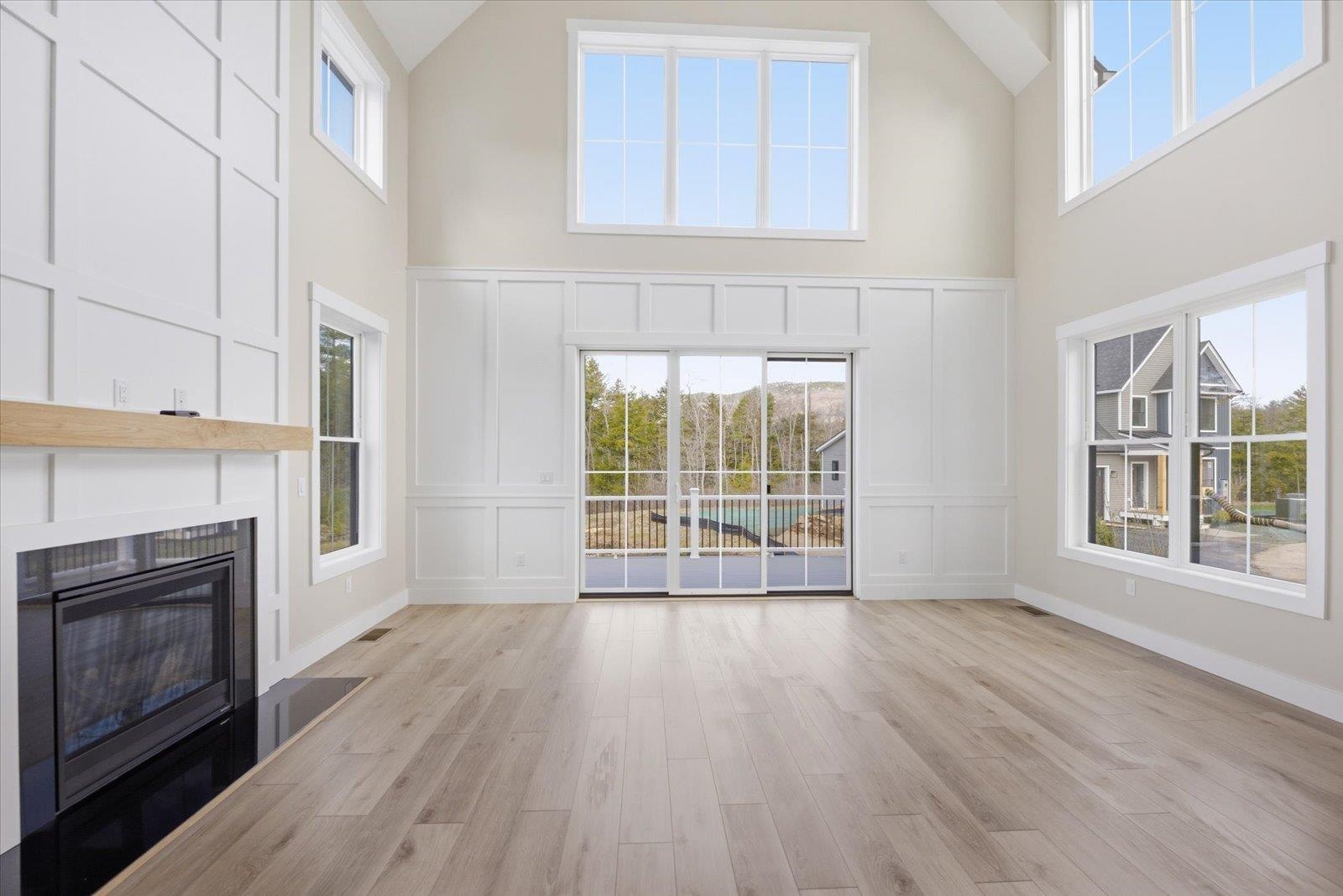 41 Roberts Dr #26, Jaffrey, NH 03452