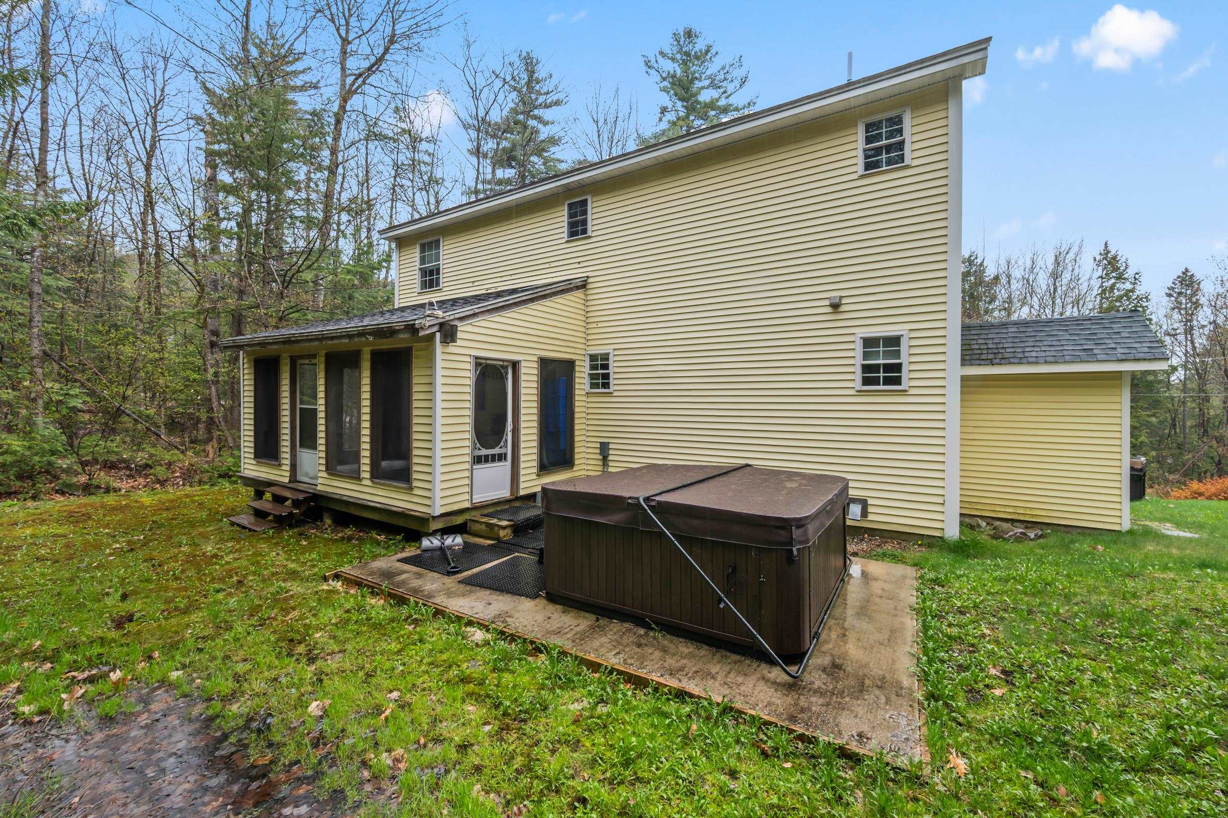 10 Landsdown Ln, Conway, NH 03818