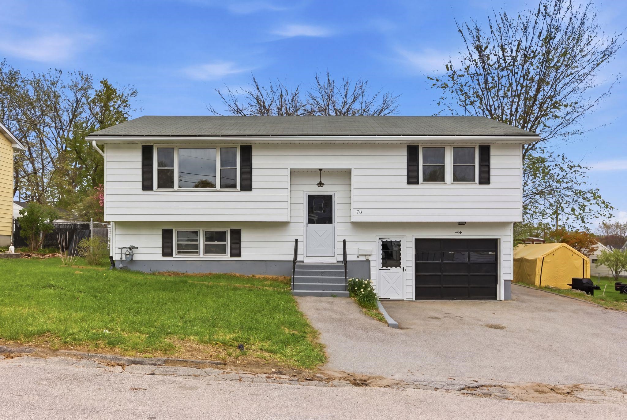 60 Rosedale Ave, Manchester, NH 03103