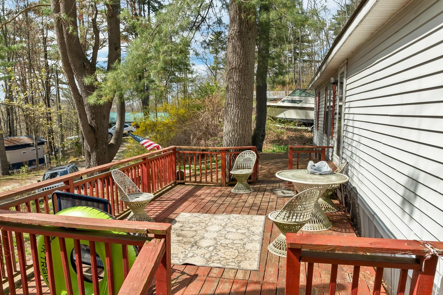 11 Lancer Lane — photo 3