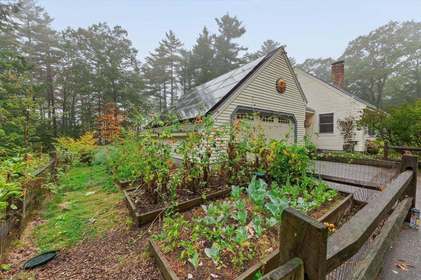 27 Boulder Dr, Dublin, NH 03444