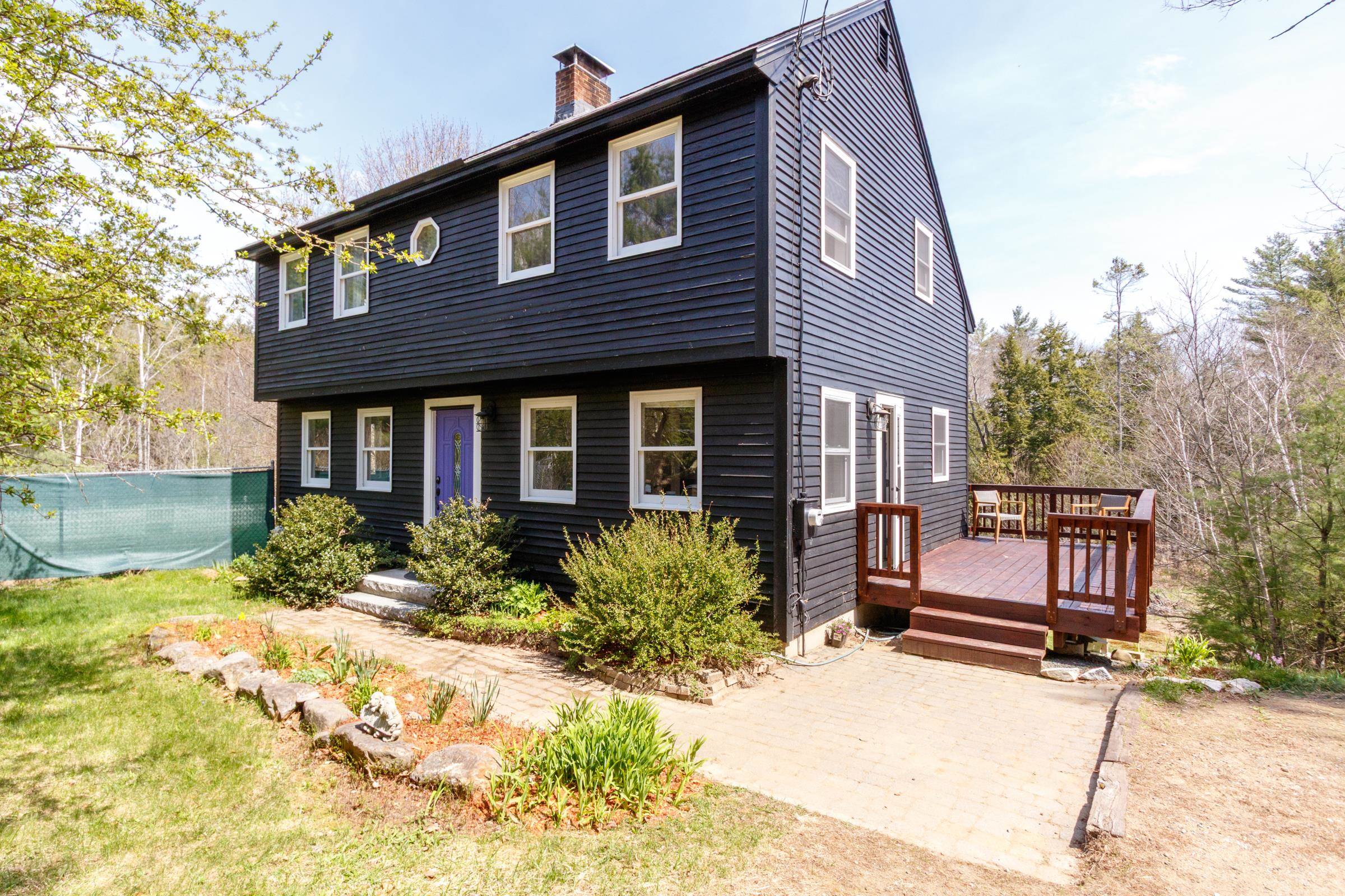 71 Baptist Rd, Canterbury, NH 03224
