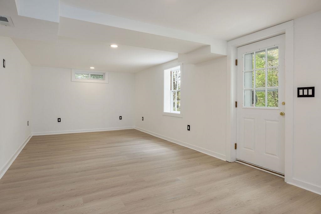 Walk out /family room in lower level 25216063