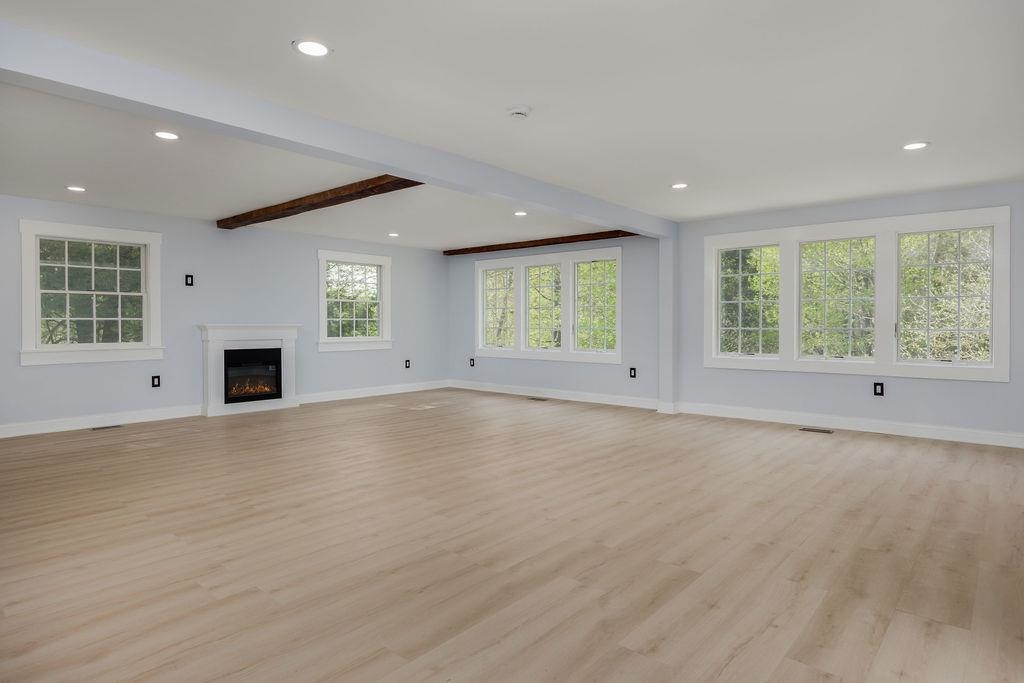 Electric fireplace 25216031