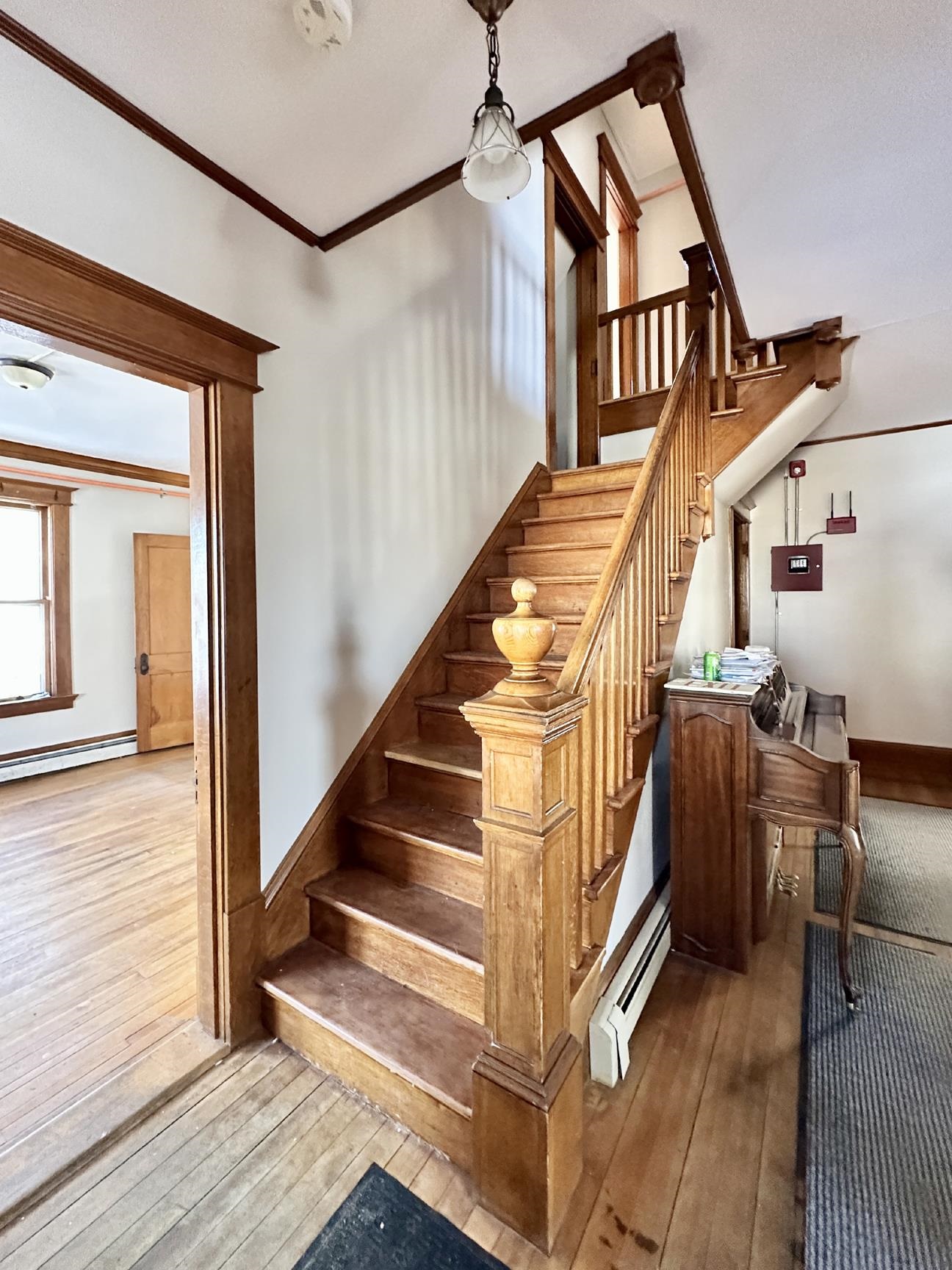 66 Langdon St, Plymouth, NH 03264