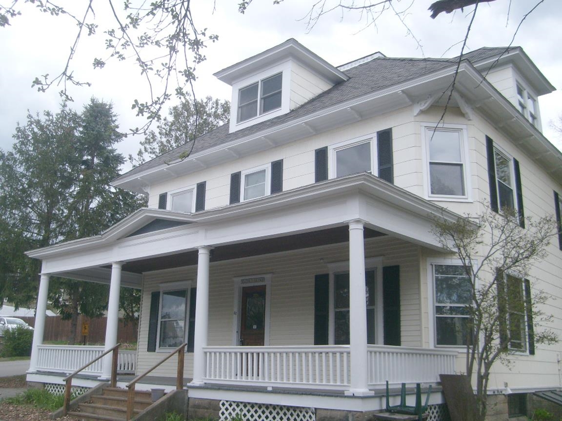 66 Langdon St, Plymouth, NH 03264