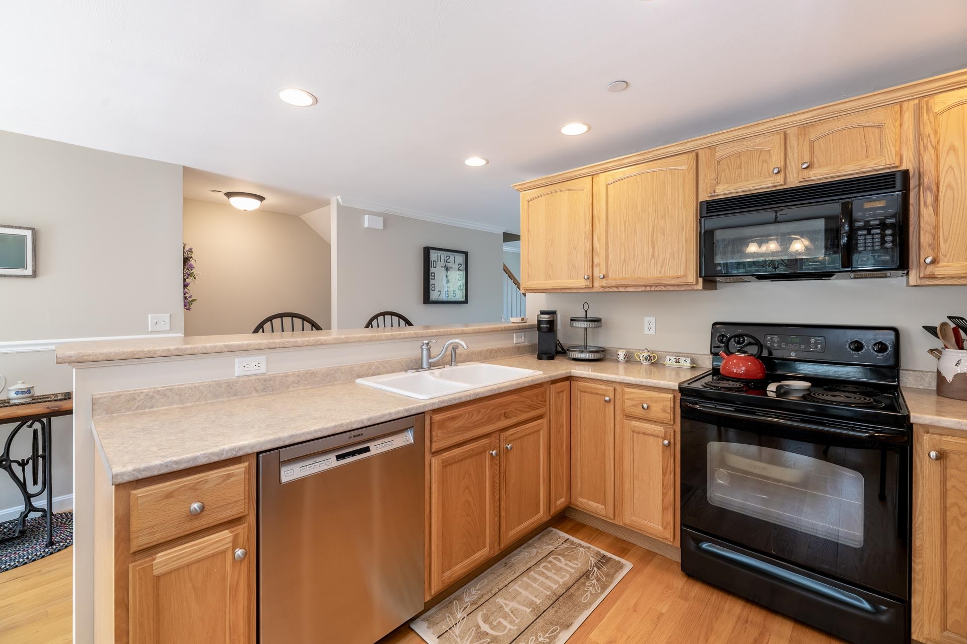 12 Village Dr, Meredith, NH 03253