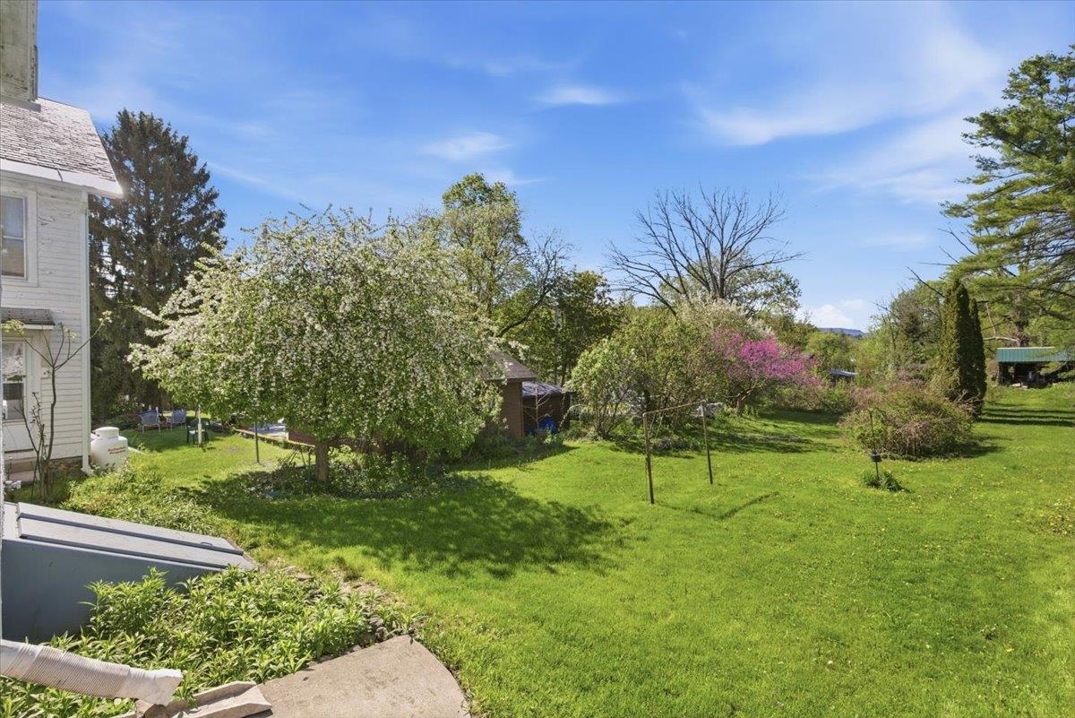 8 West St, Bennington, VT 05257