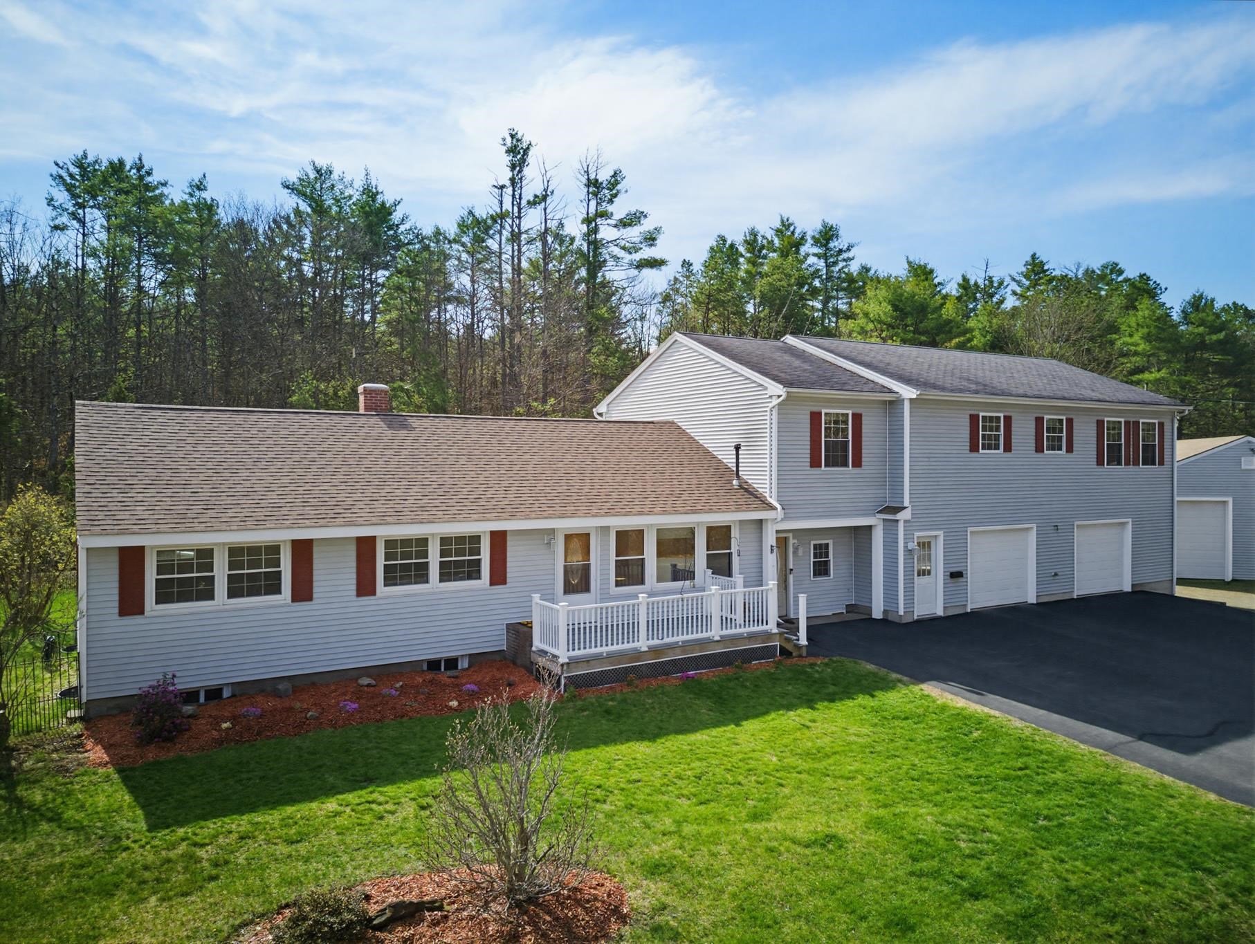 404 Sandogardy Pond Rd, Northfield, NH 03276