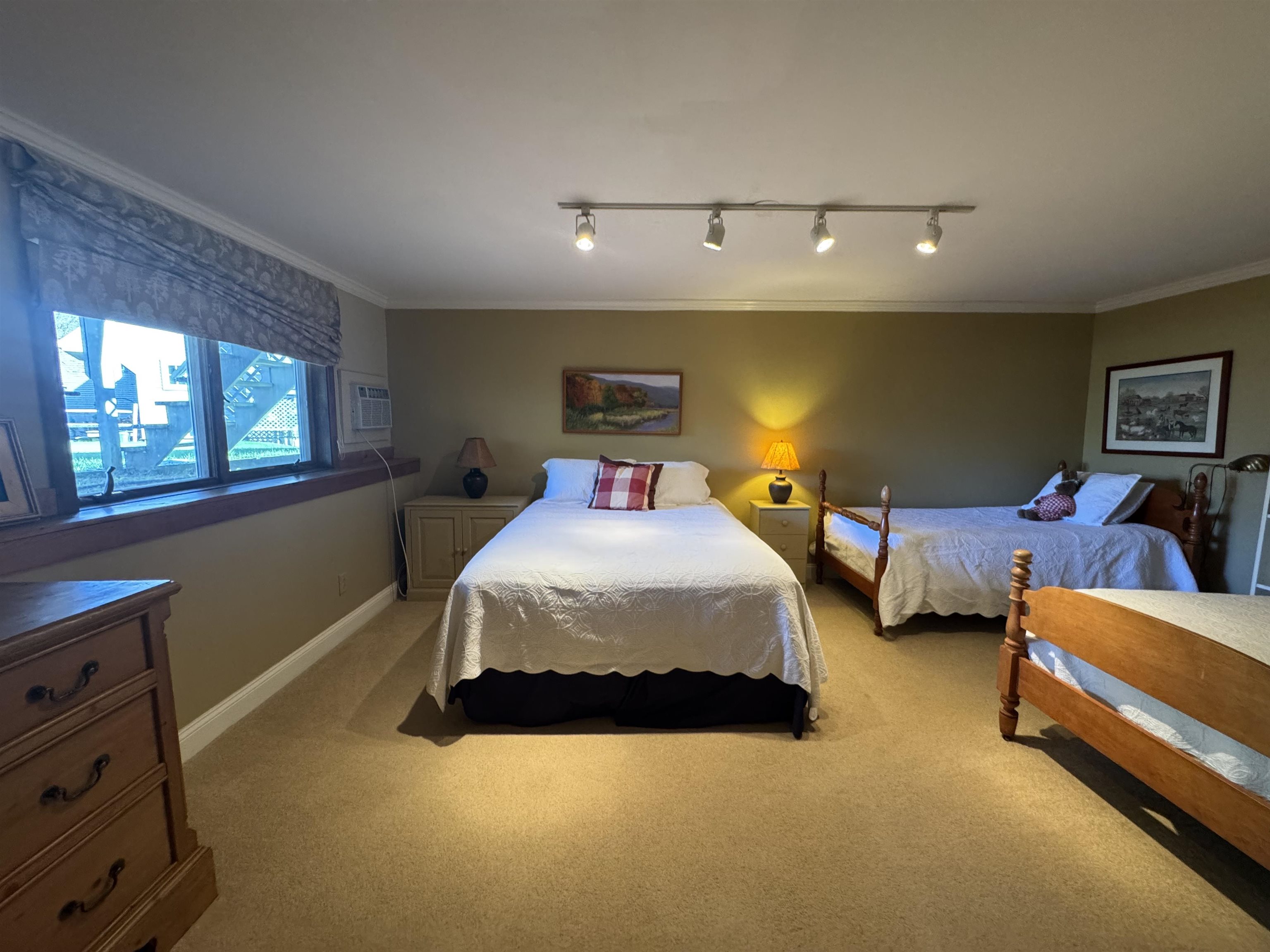 80 Eagle Nest Rd, Manchester, VT 05255