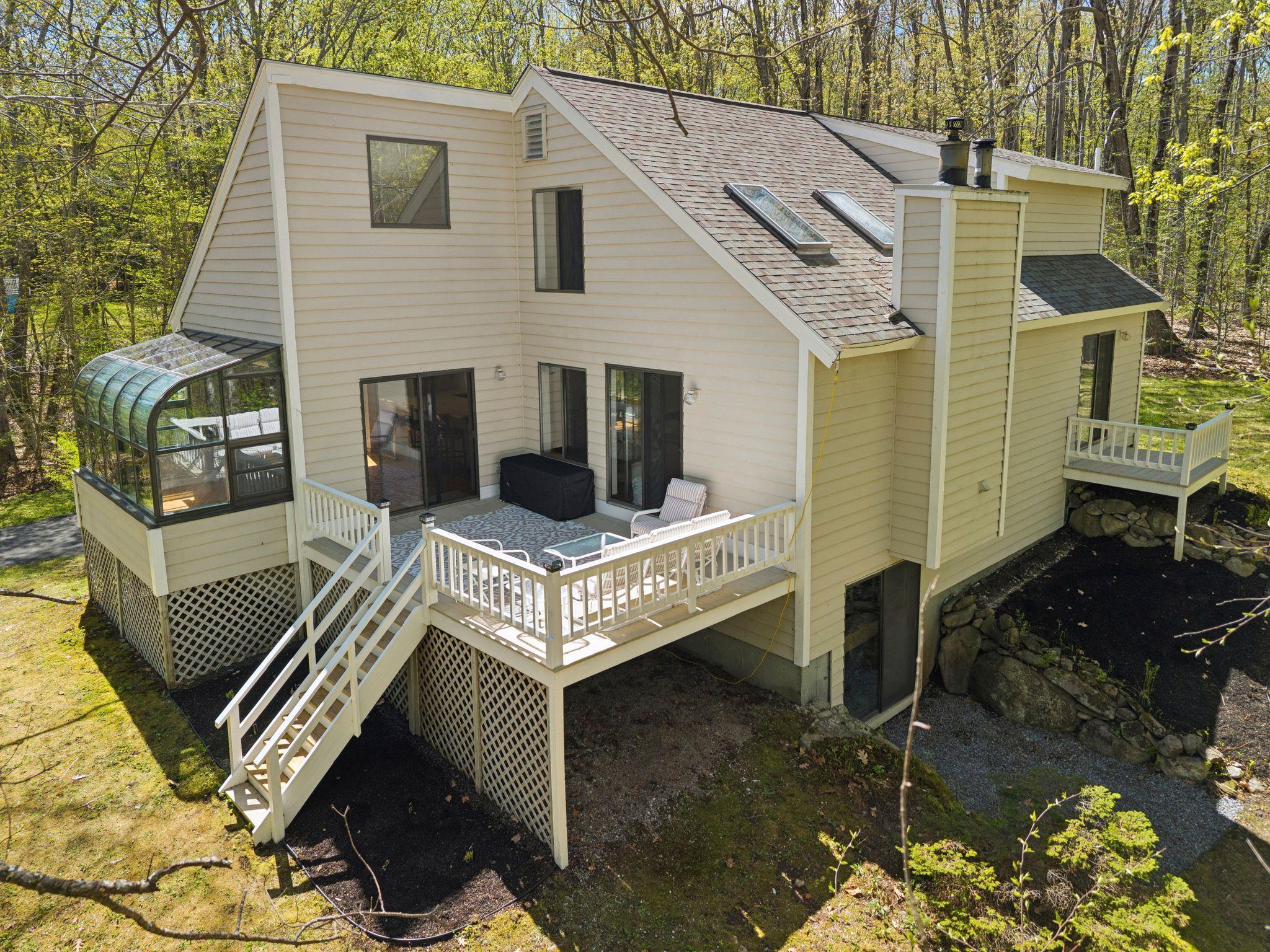 143 Harper Ridge Rd, Hampstead, NH 03826