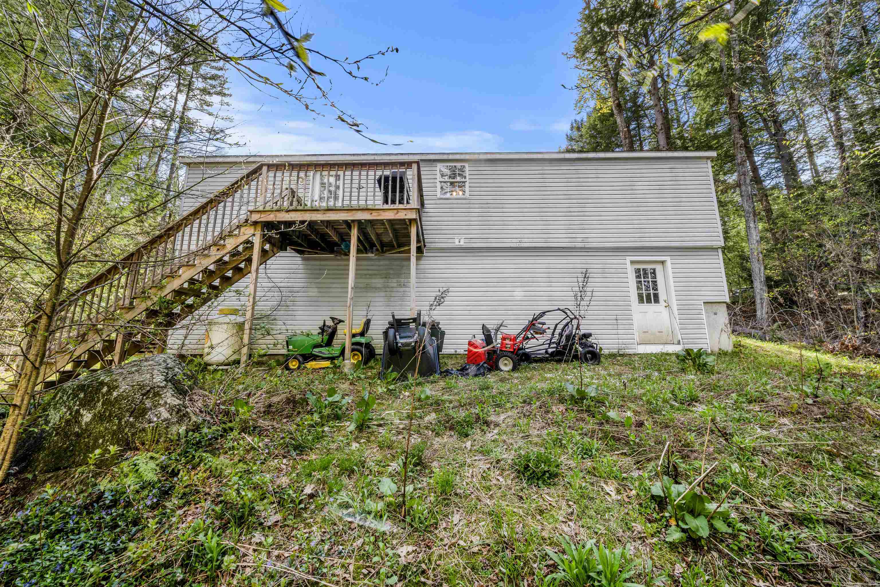 65 Pine Glen Rd, Hillsborough, NH 03244