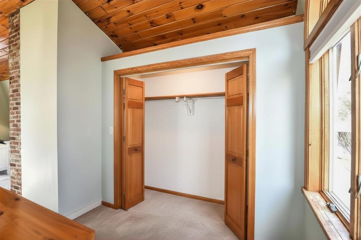 14 Marcoux Rd, Newton, NH 03858