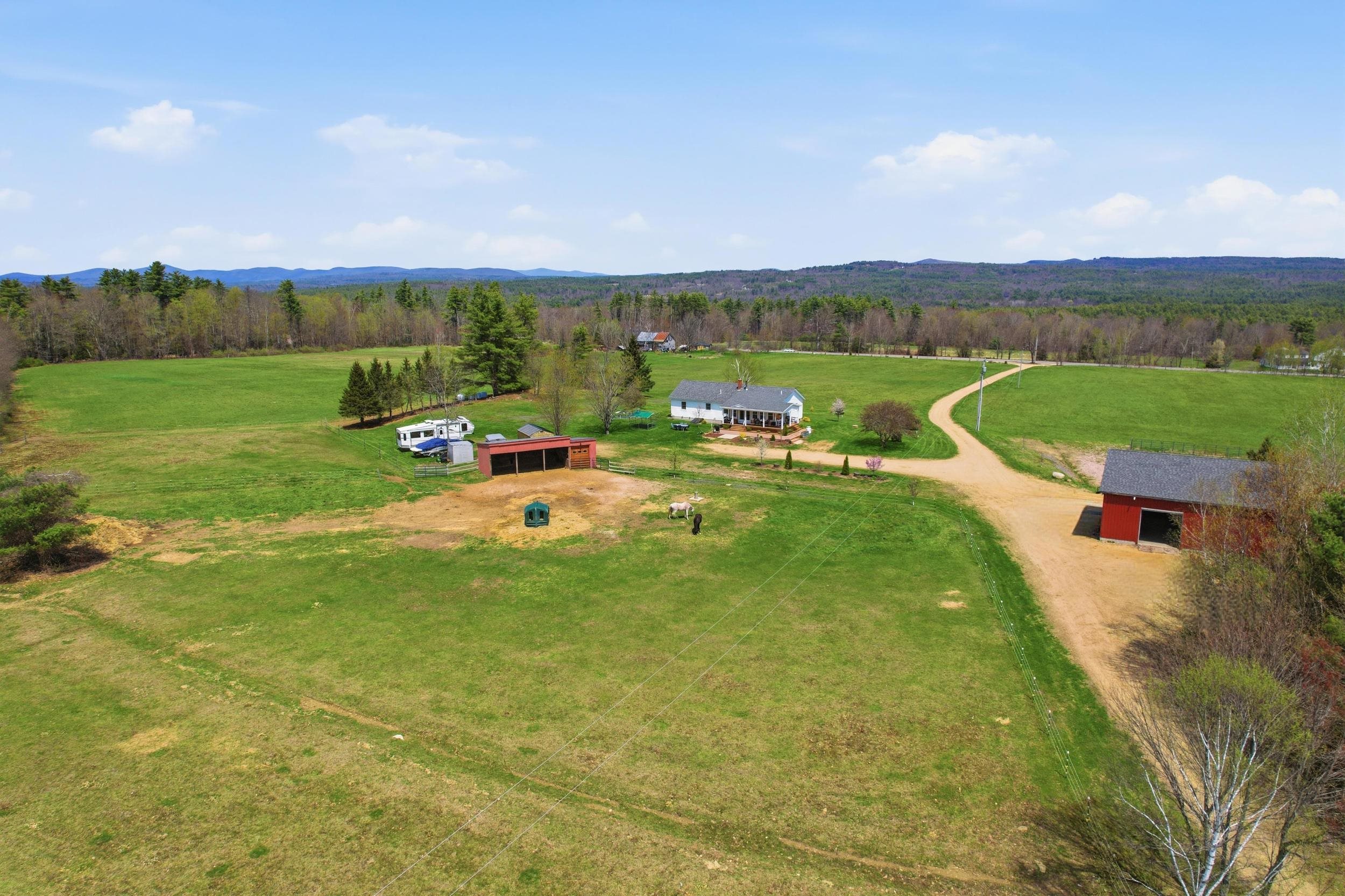 557 South Barnstead Rd, Barnstead, NH 03225