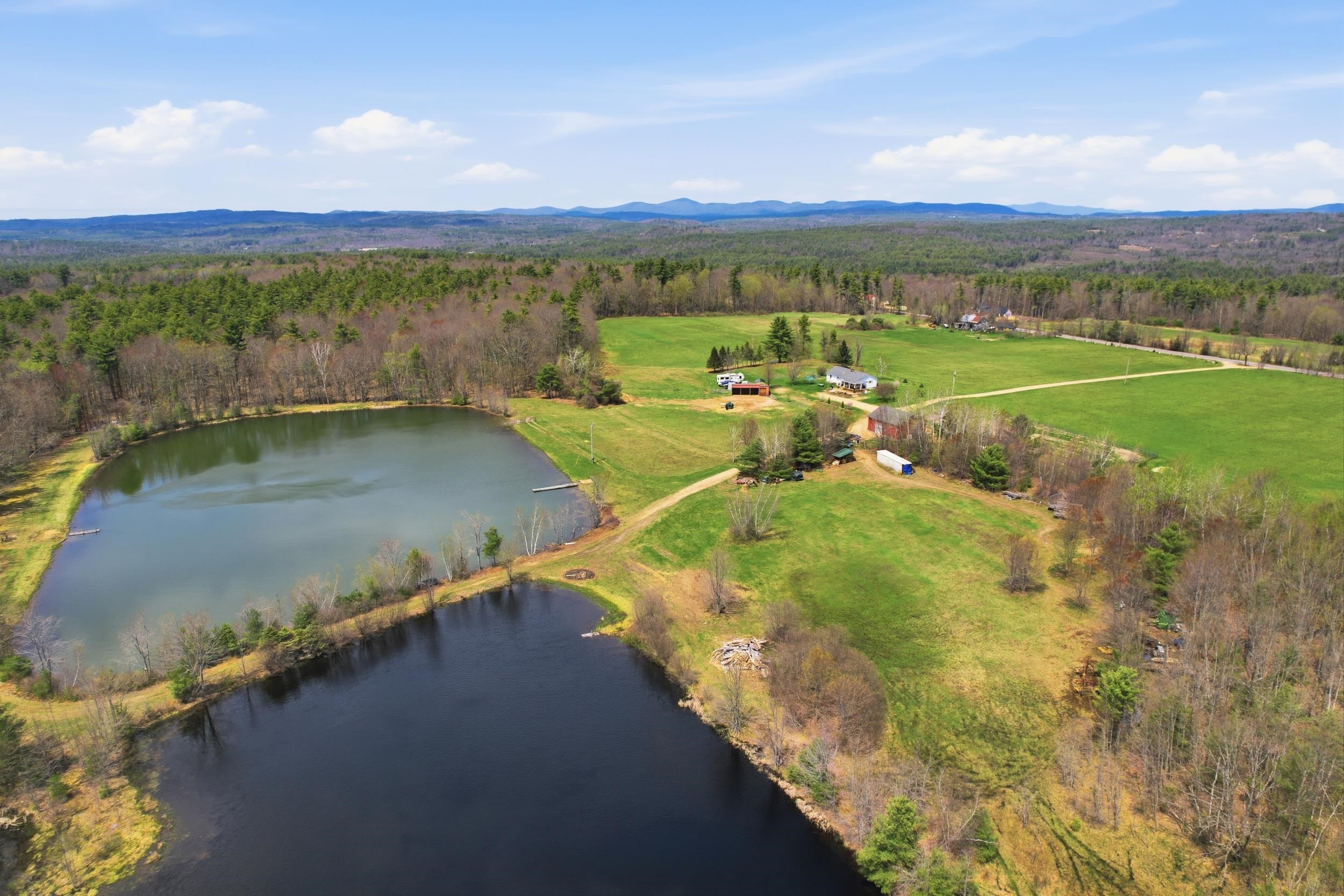 557 South Barnstead Rd, Barnstead, NH 03225