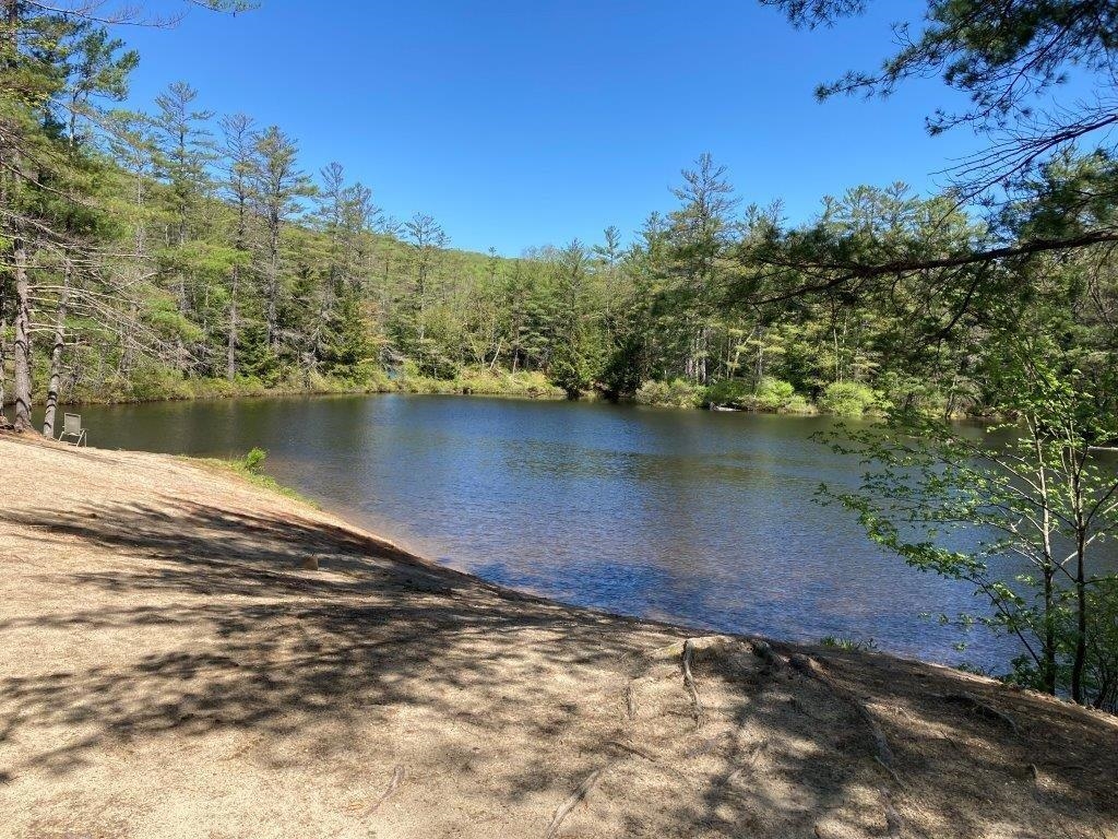 Tunnel Rd, Grafton, NH 03240