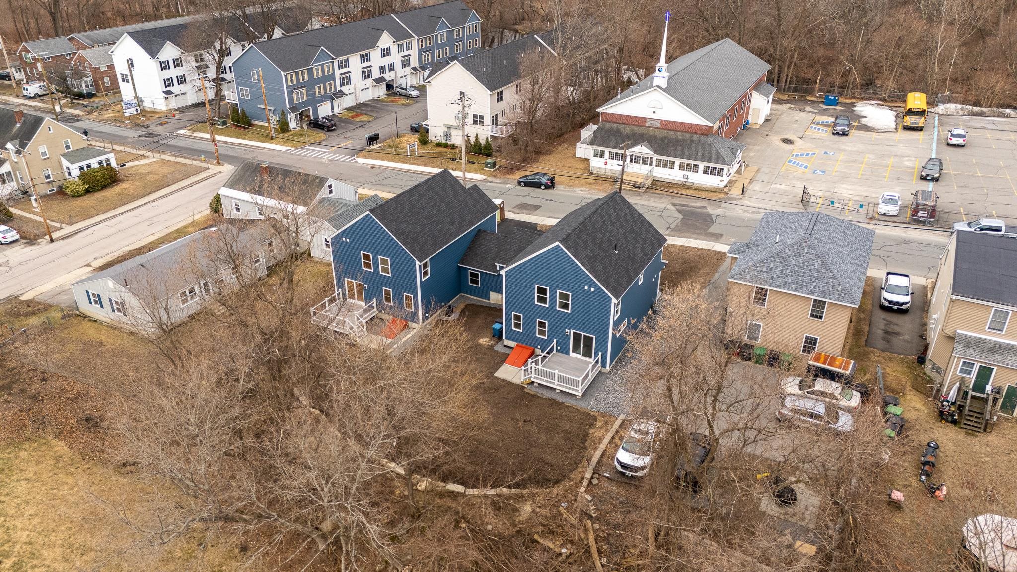 106 Lock St, Nashua, NH 03064