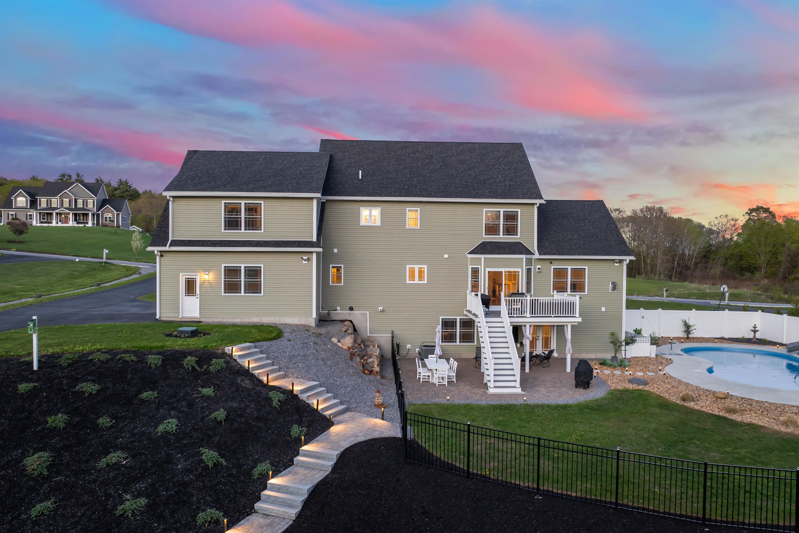 31 Cortland Ave, Weare, NH 03281