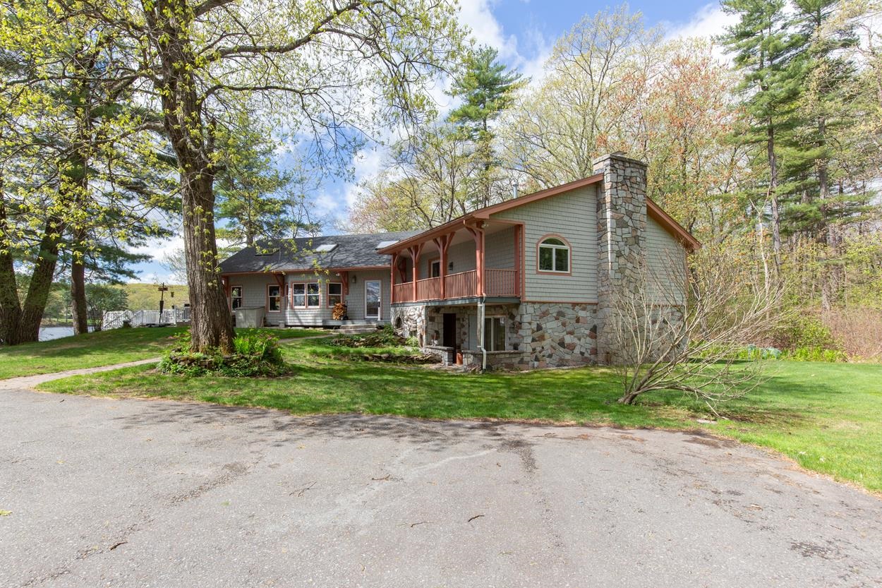 21 Hinds Ln, Pelham, NH 03076