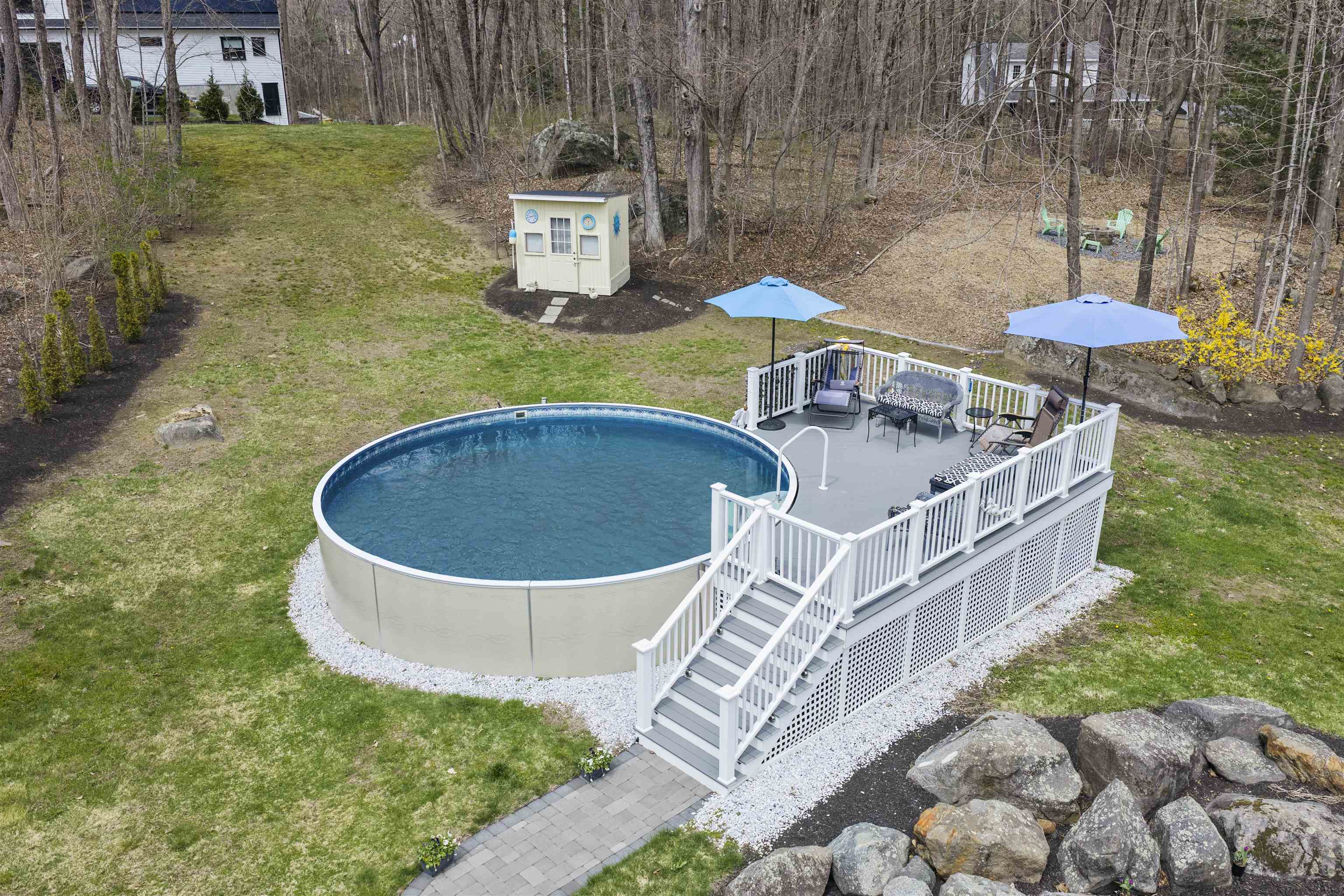 105 Brentwood Rd, Exeter, NH 03833