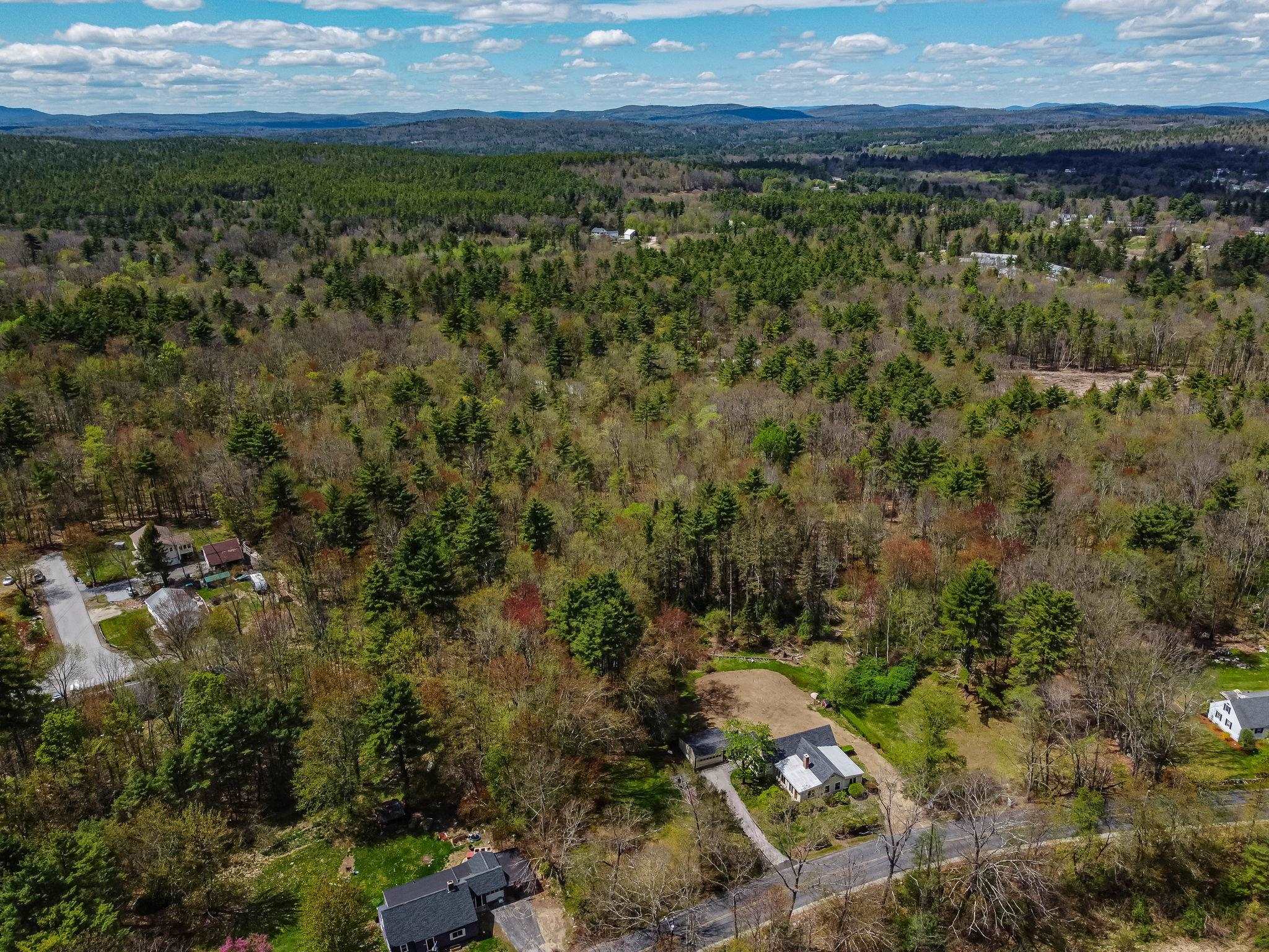 112 Mountain Rd, Goffstown, NH 03045