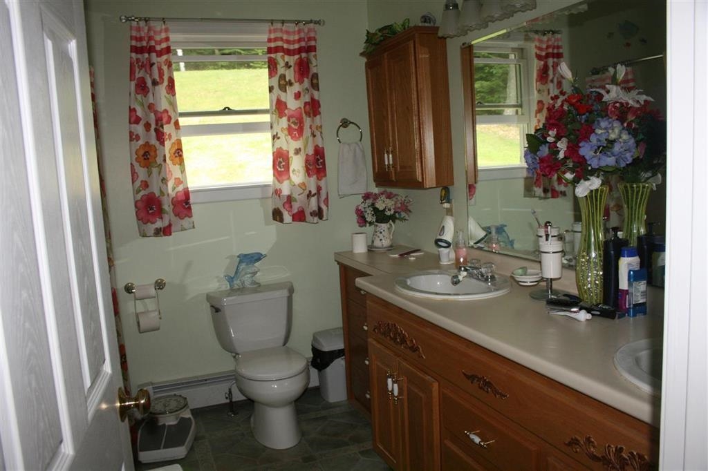 116 Bonmark Dr, Claremont, NH 03743