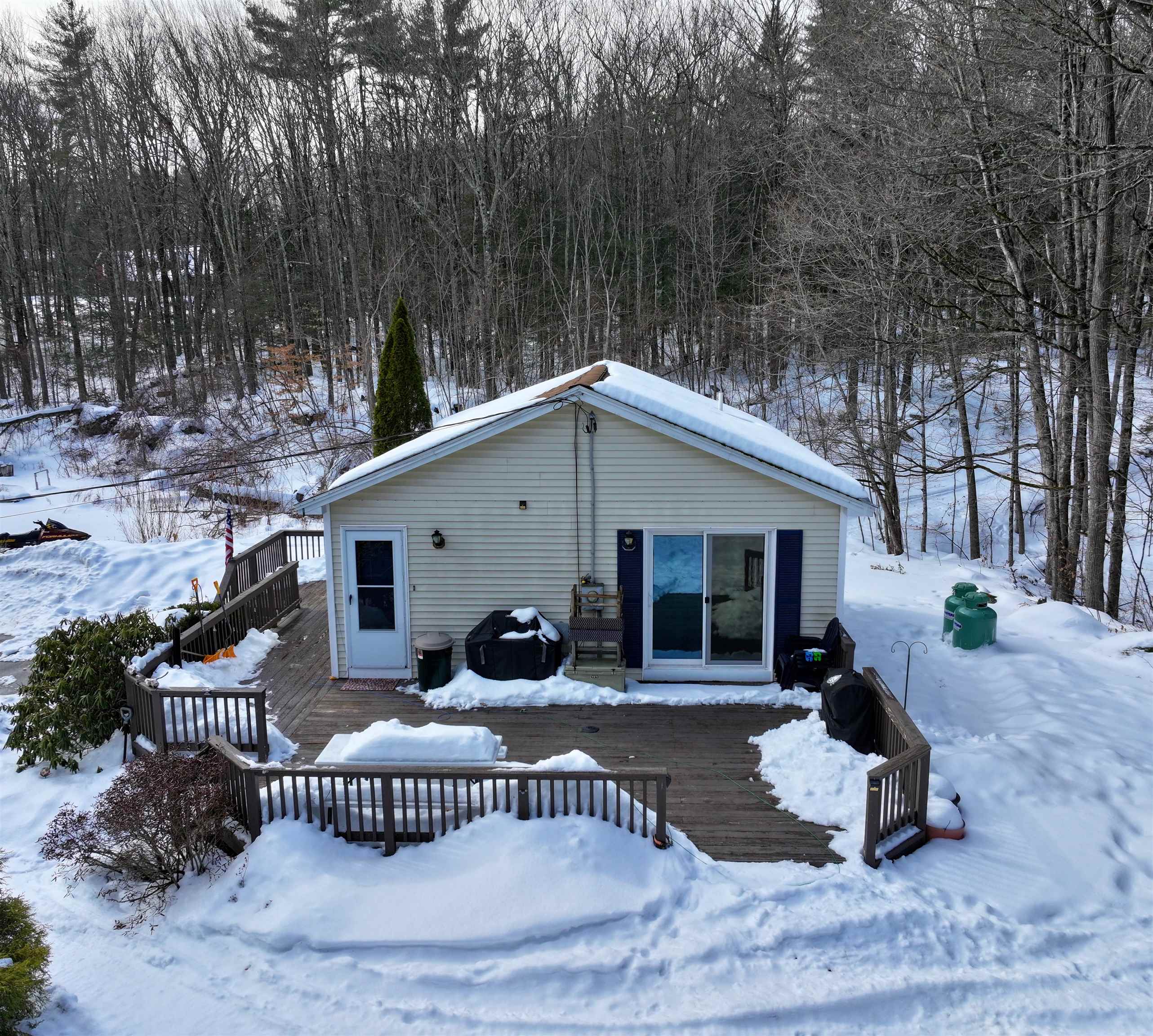 236 Walker Hill Rd, Weare, NH 03281