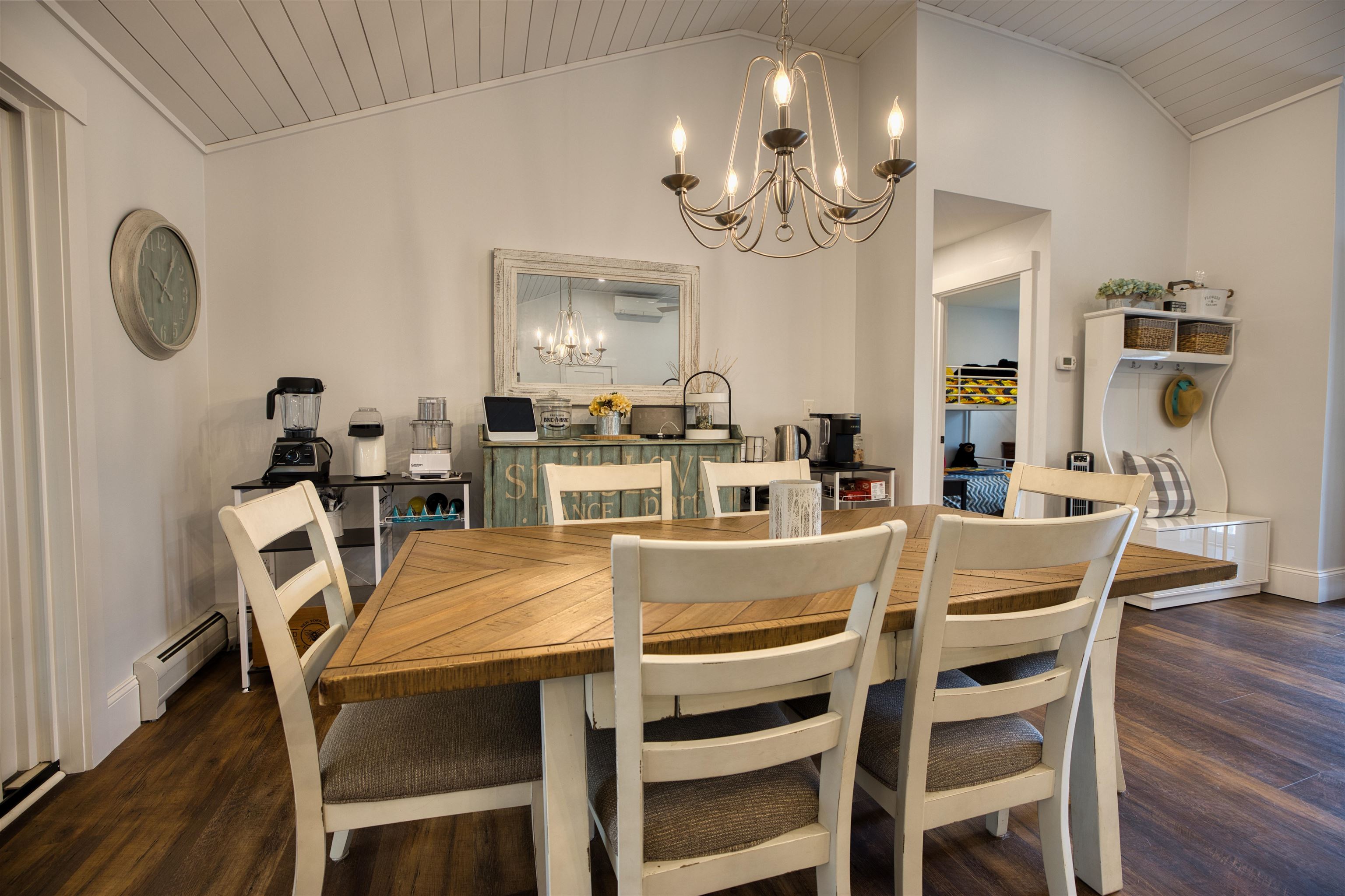 70 Sunset Hill Rd, Conway, NH 03860