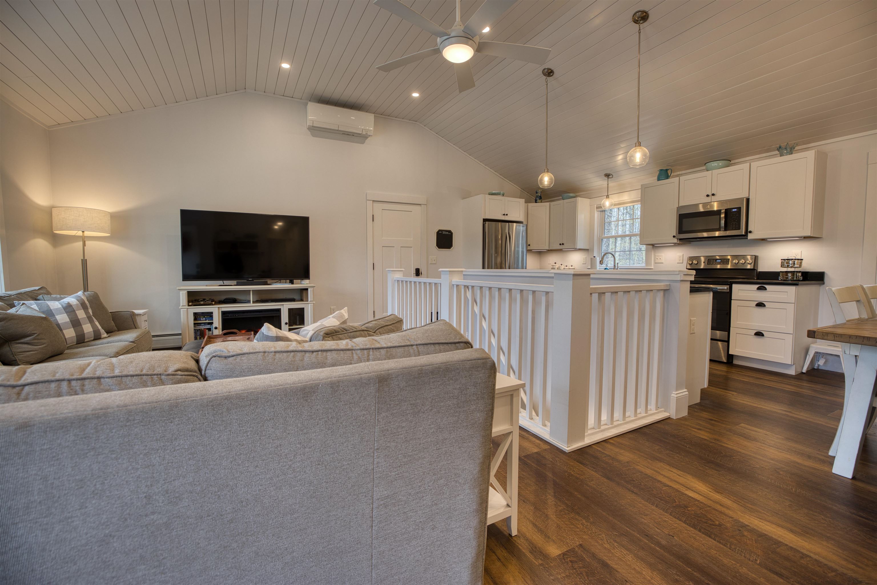 70 Sunset Hill Rd, Conway, NH 03860