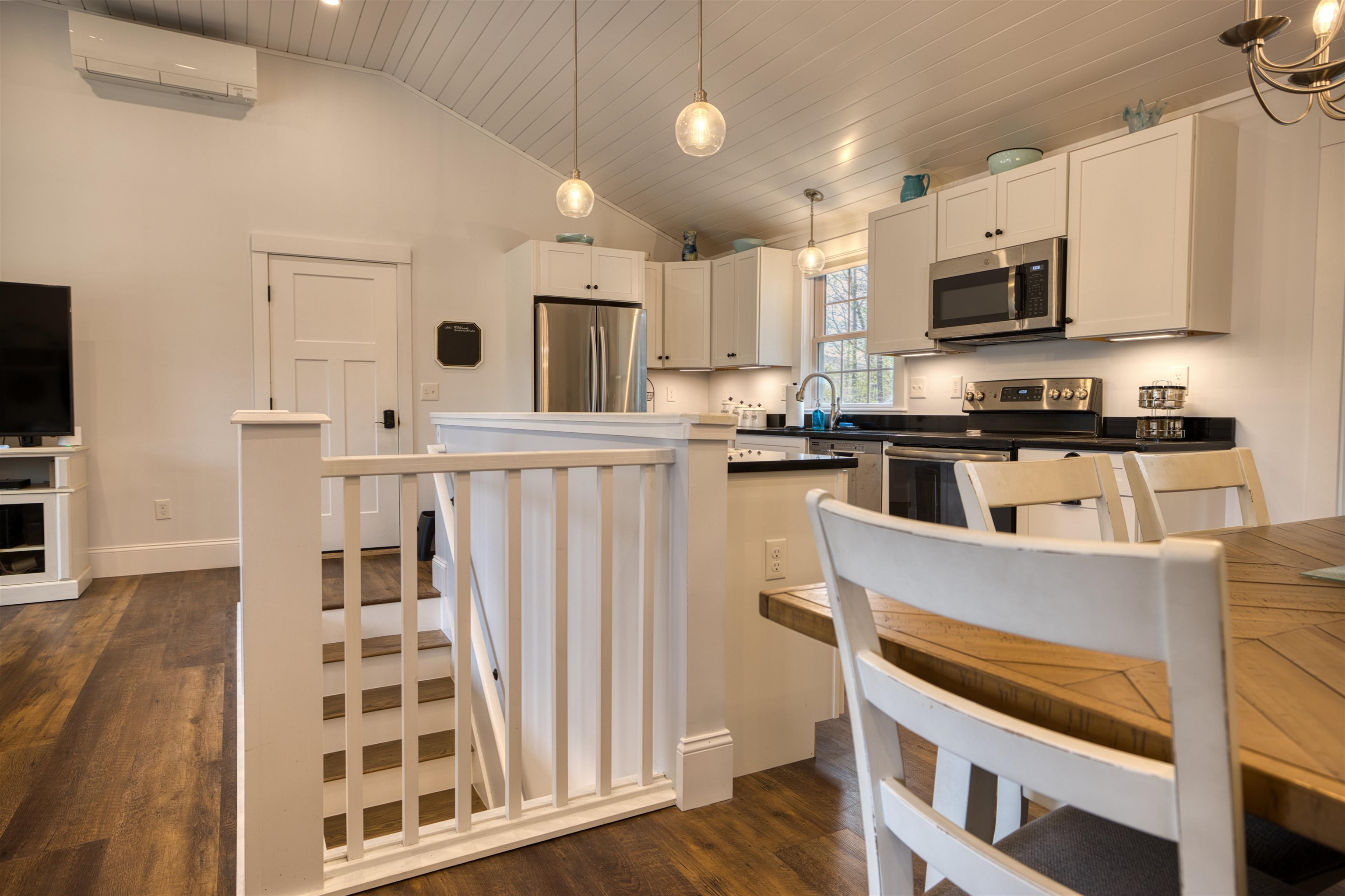 70 Sunset Hill Rd, Conway, NH 03860