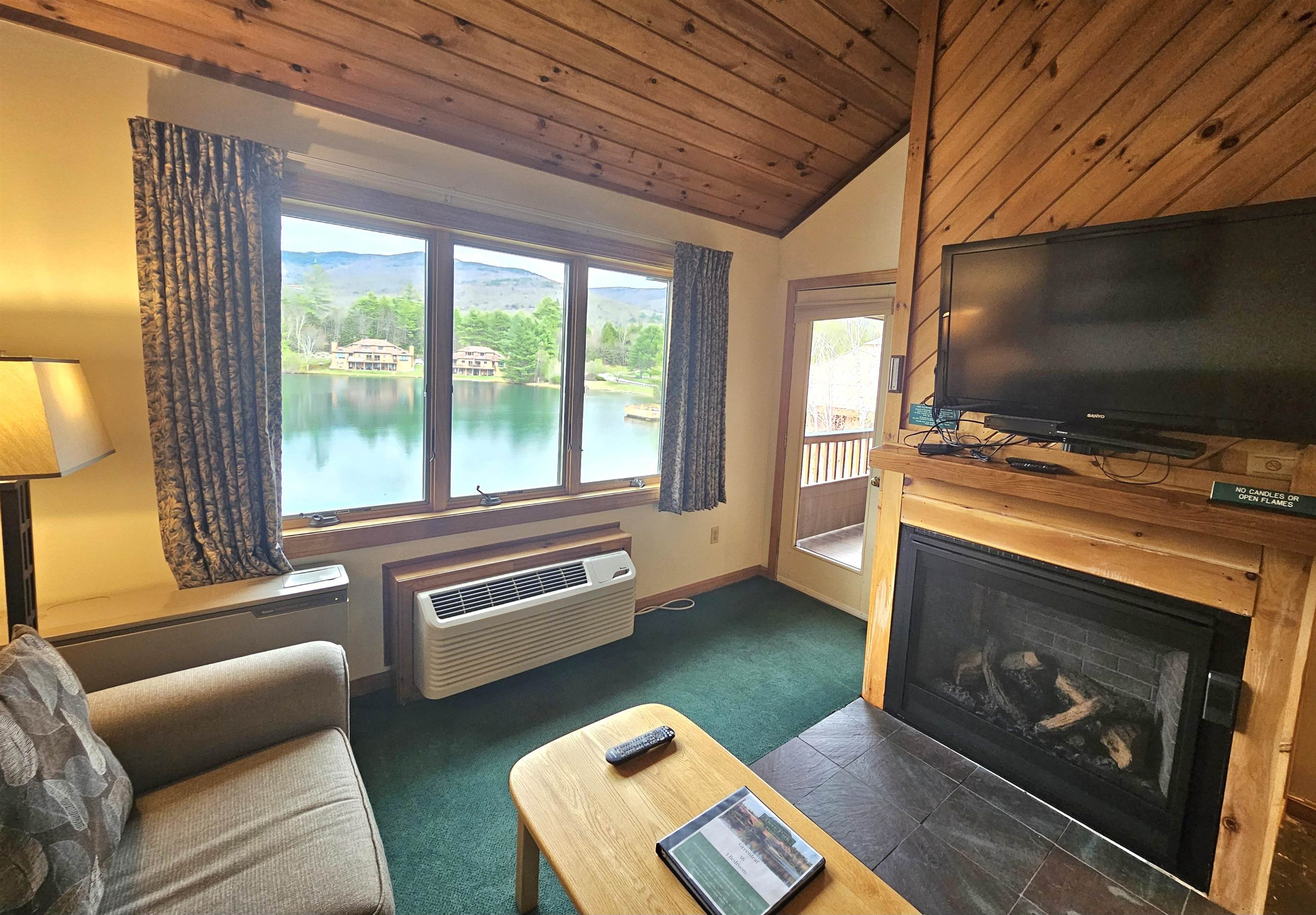 10 Lakeside West Dr, Woodstock, NH 03262