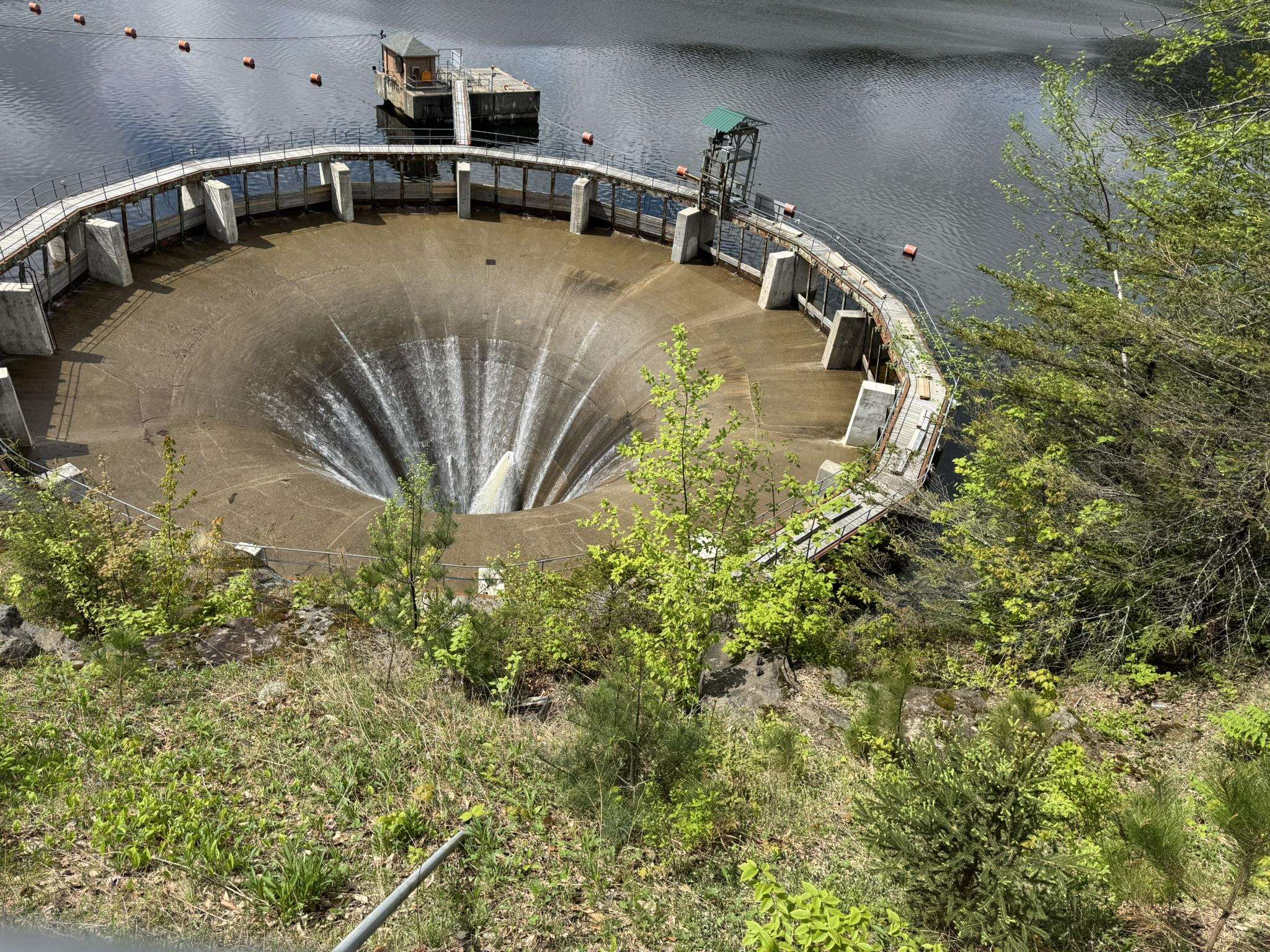 Lake Whitingham Dam