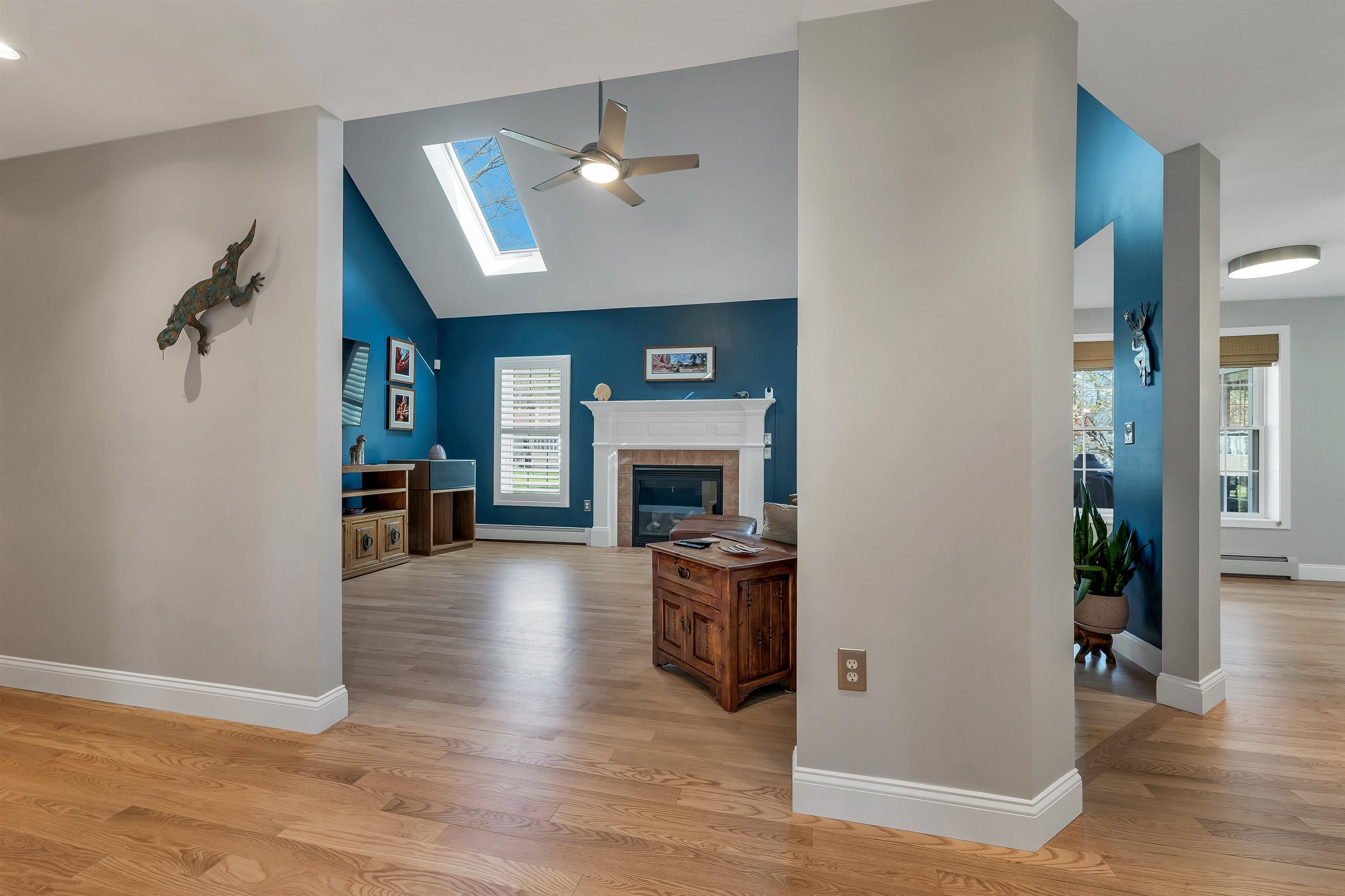 6 Remington Rd, Salem, NH 03079